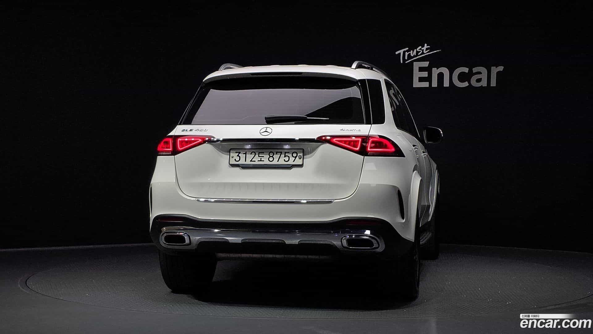 GLE-Class Mercedes-Benz 2019.9-OUTER-004