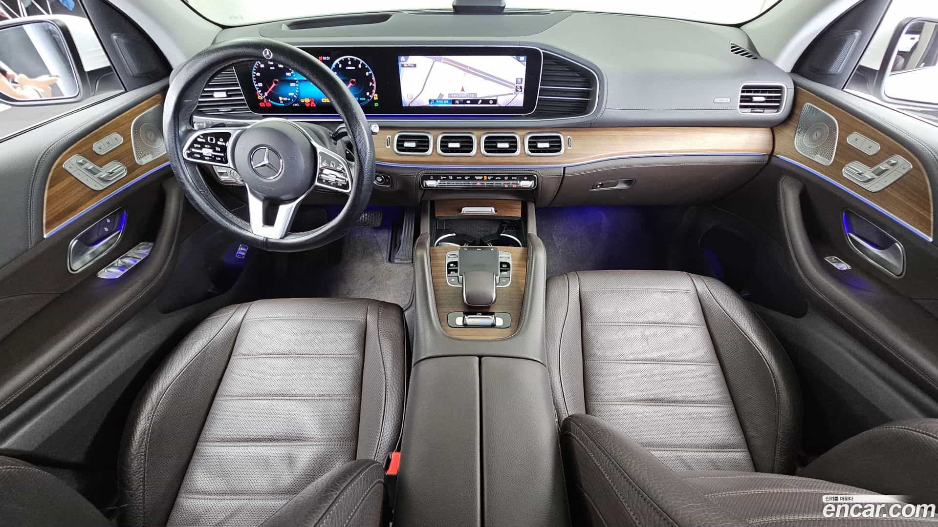 GLE-Class Mercedes-Benz 2019.9-INNER-007