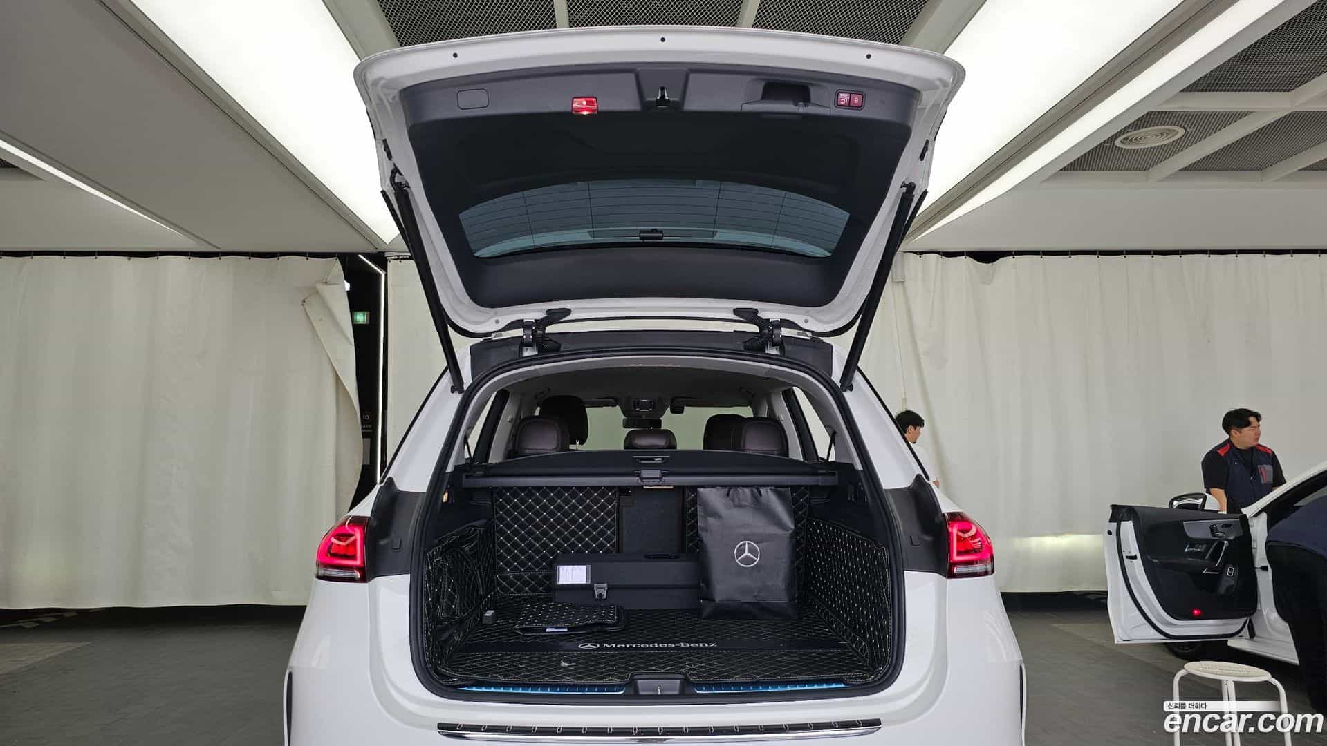 GLE-Class Mercedes-Benz 2019.9-OPTION-024
