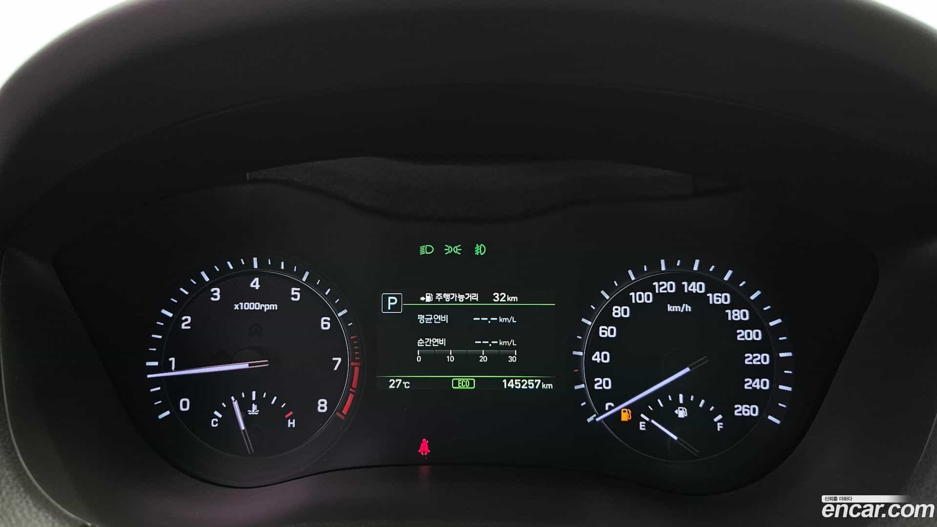 G80 Genesis 2016.10-INNER-008