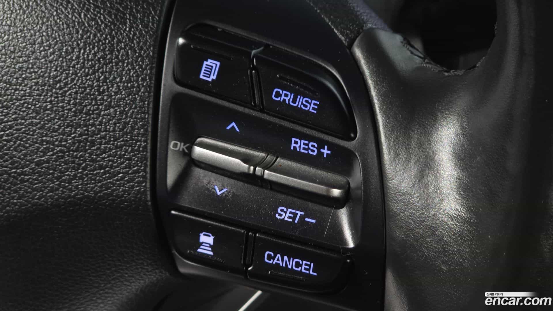 AVANTE Hyundai 2019.5-OPTION-021