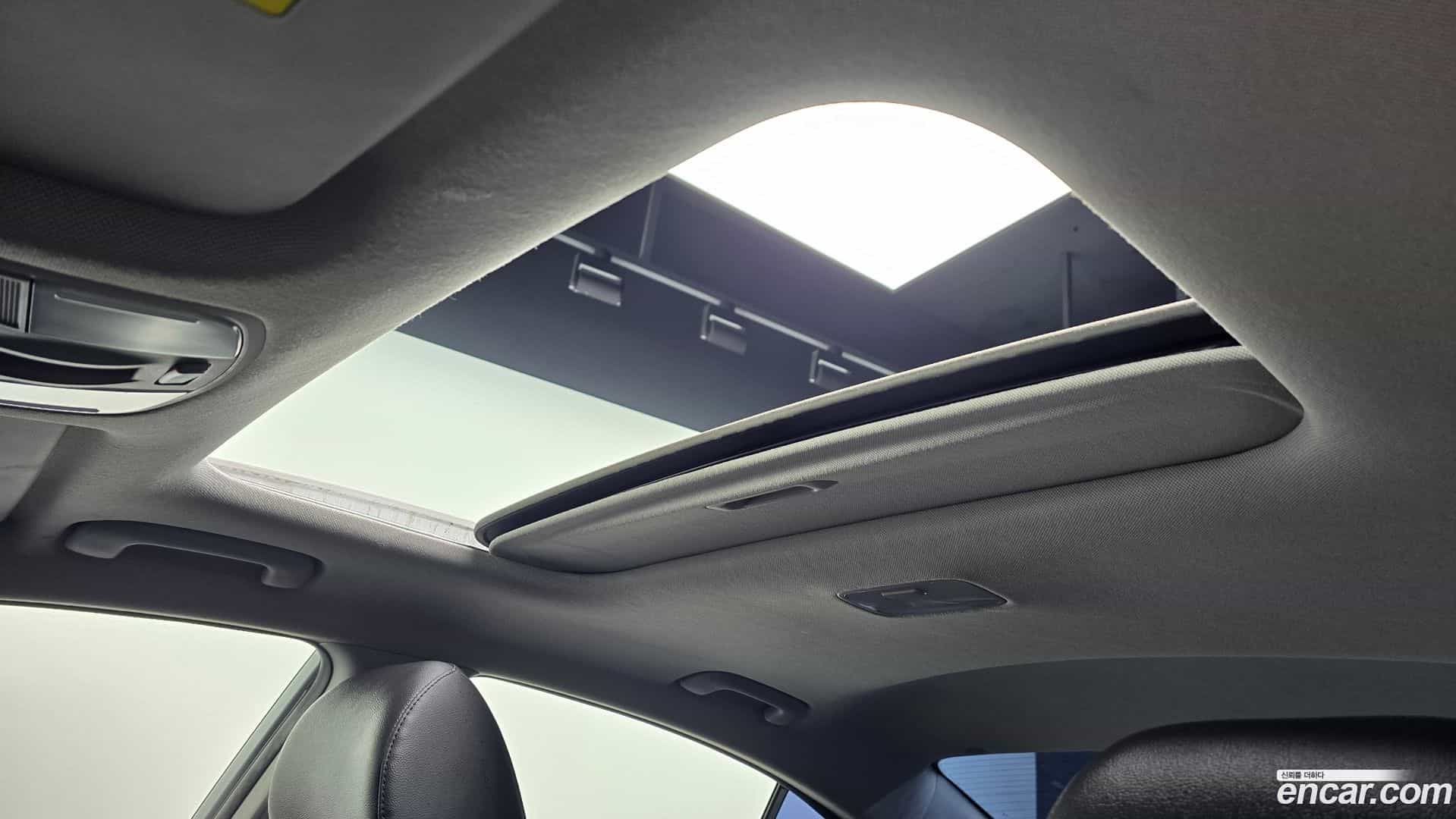 AVANTE Hyundai 2019.5-OPTION-022