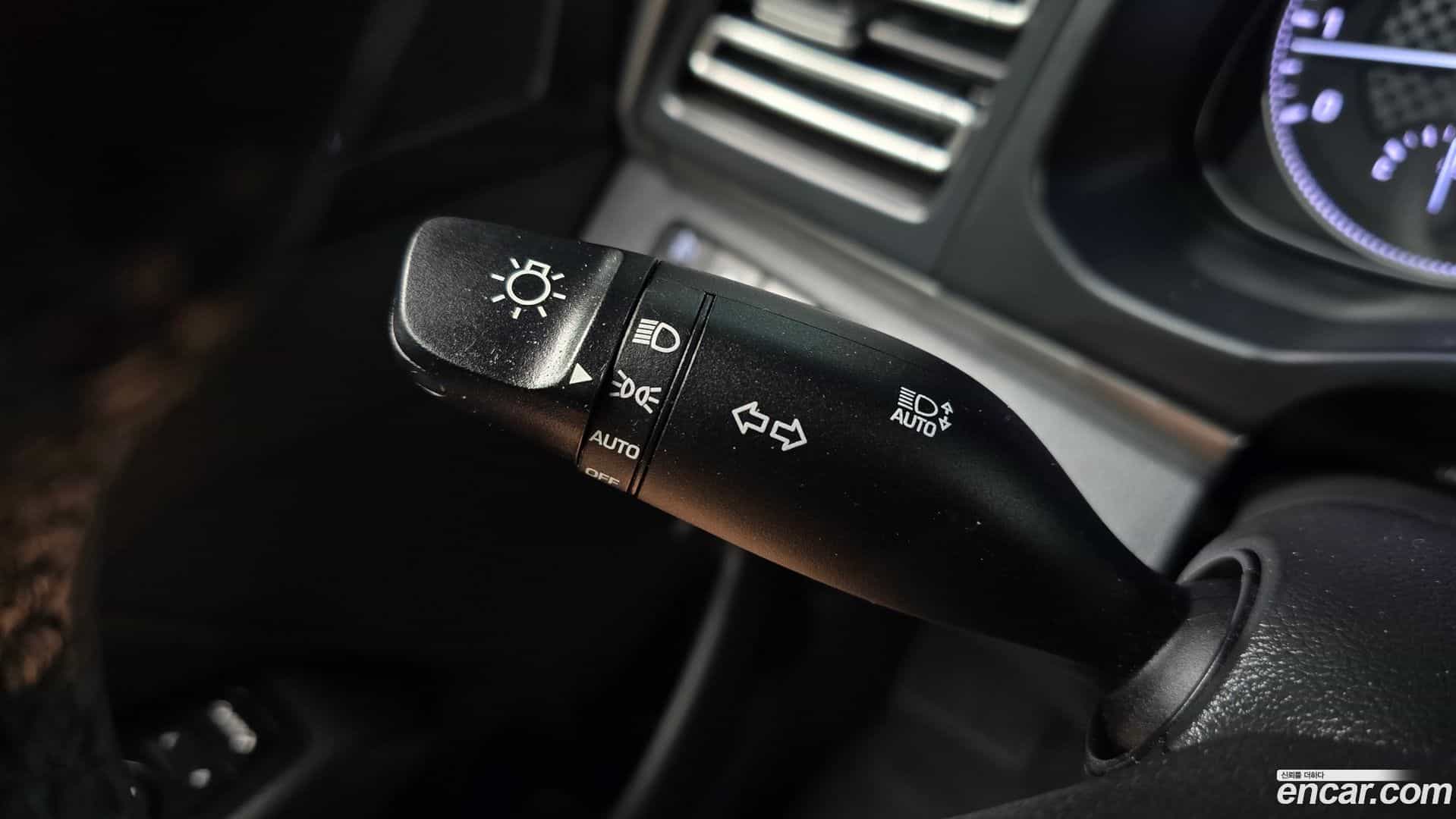 AVANTE Hyundai 2019.5-OPTION-042