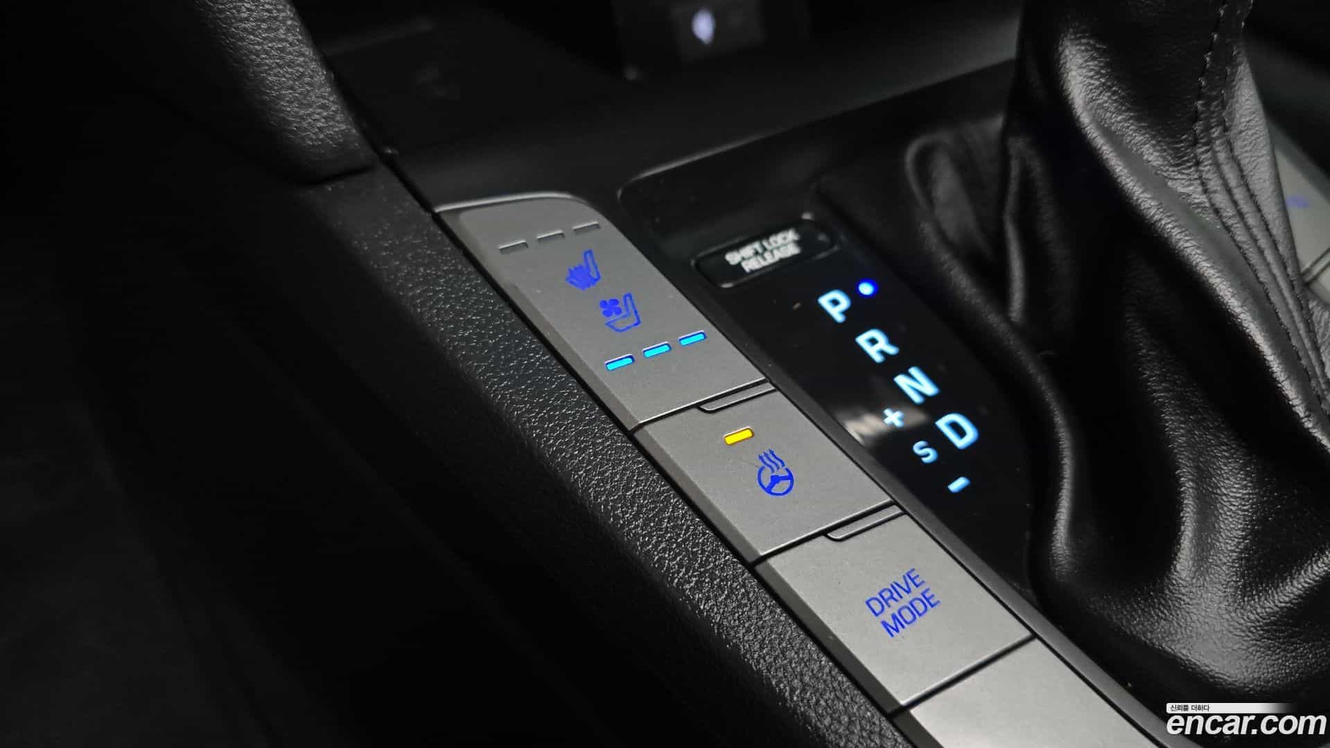 AVANTE Hyundai 2019.5-OPTION-044