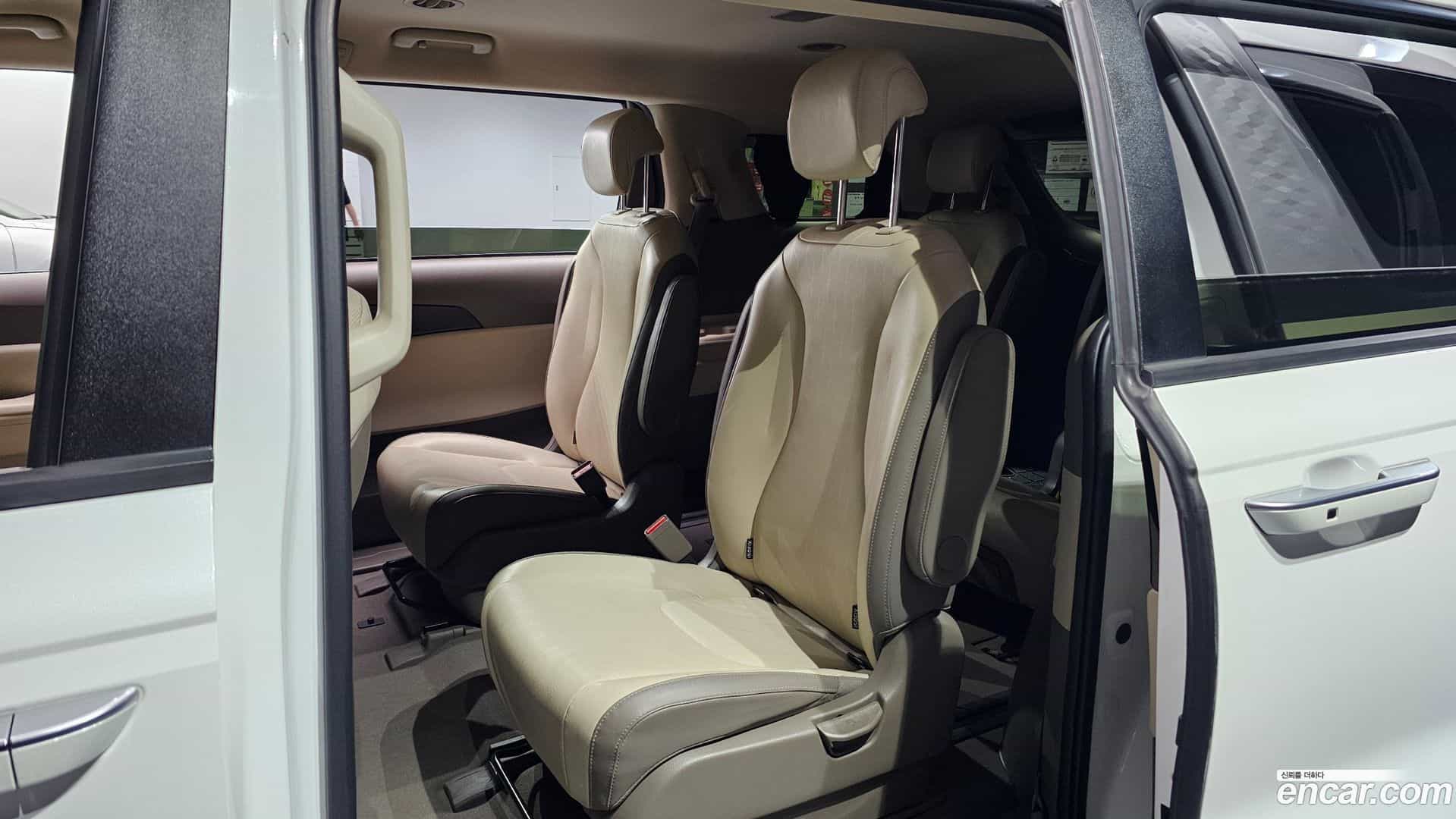 Canival Kia 2022.10-OPTION-015