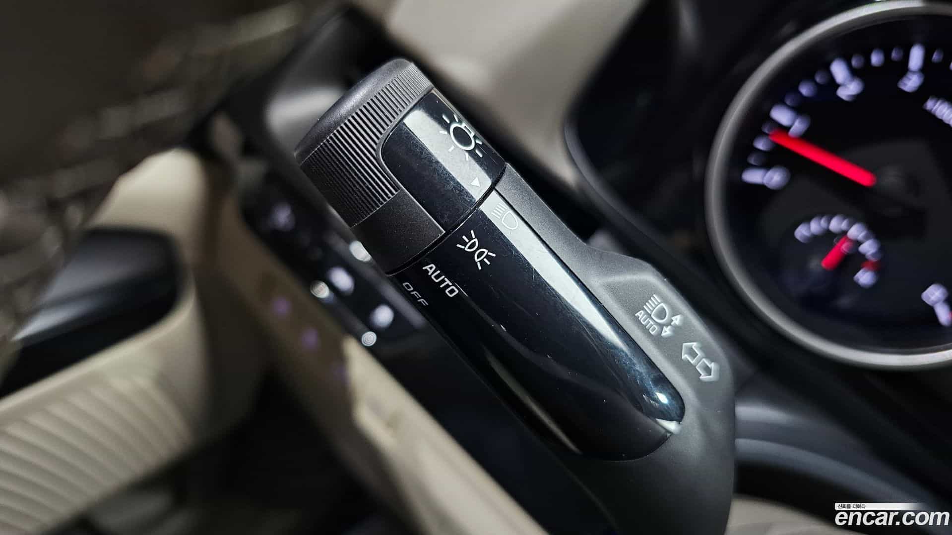 Canival Kia 2022.10-OPTION-023