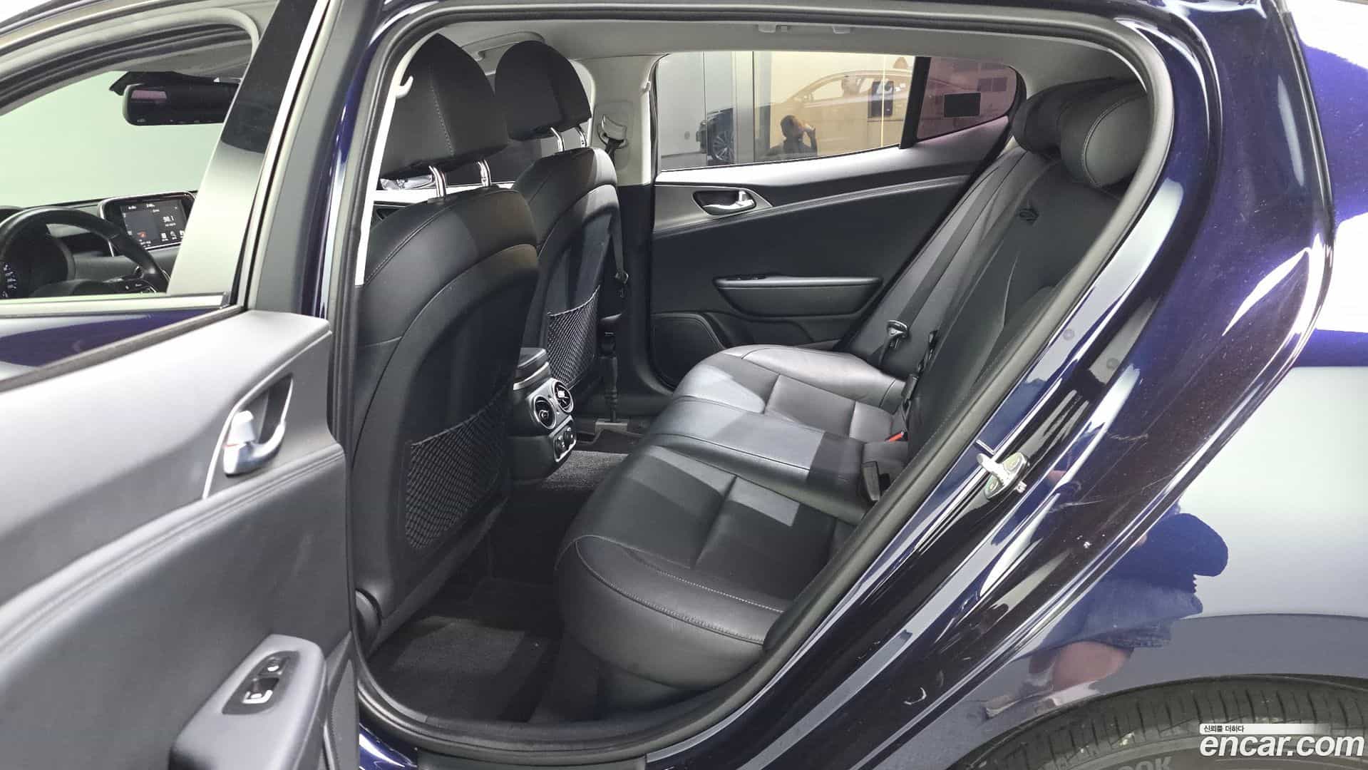 Stinger Kia 2018.3-INNER-036