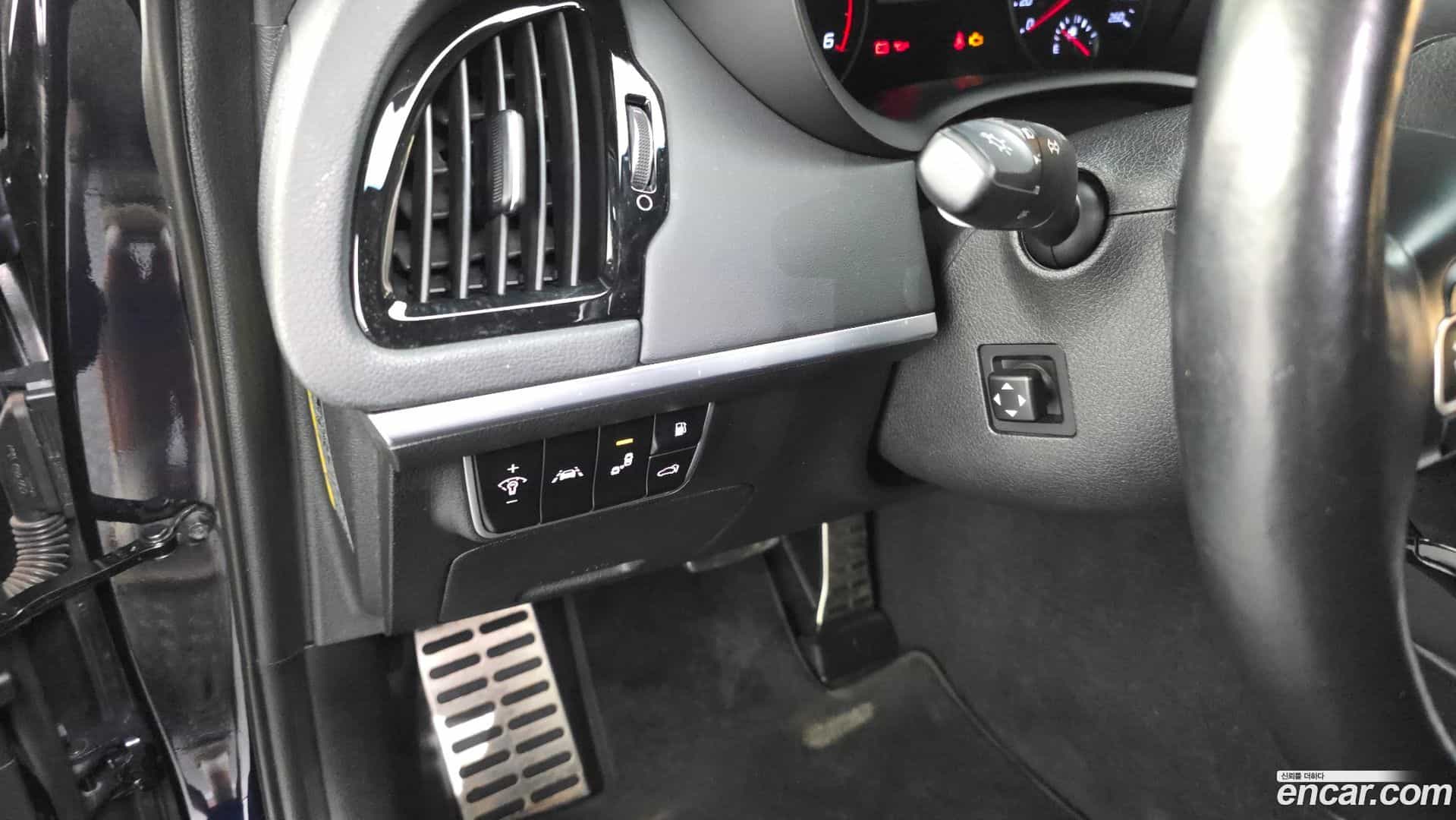 Stinger Kia 2018.3-OPTION-041