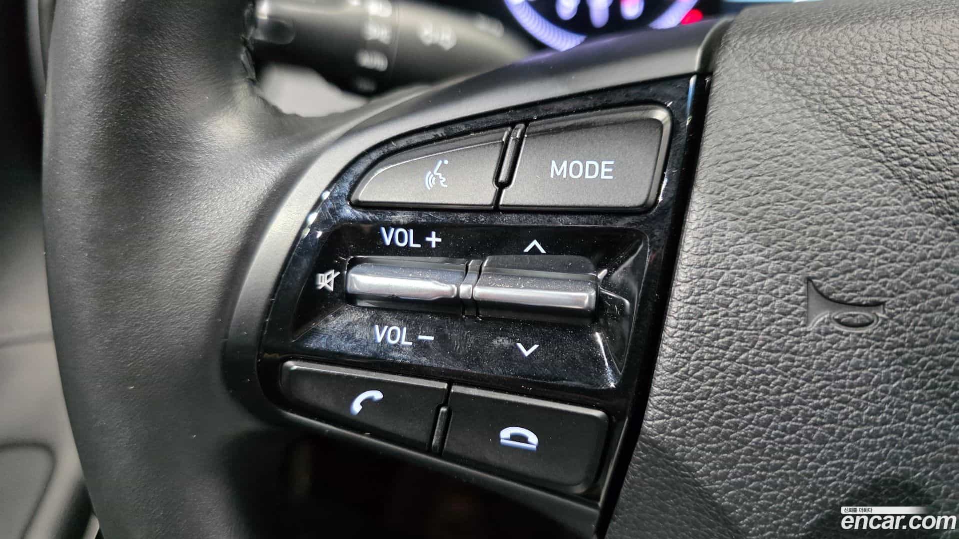 Grandeur Hyundai 2017.11-OPTION-040