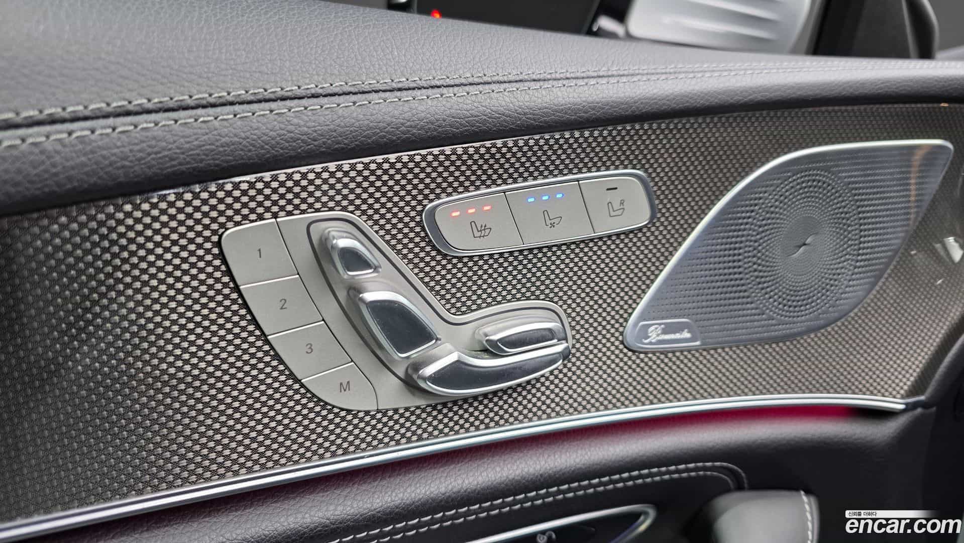 CLS-Class Mercedes-Benz 2018.11-OPTION-042