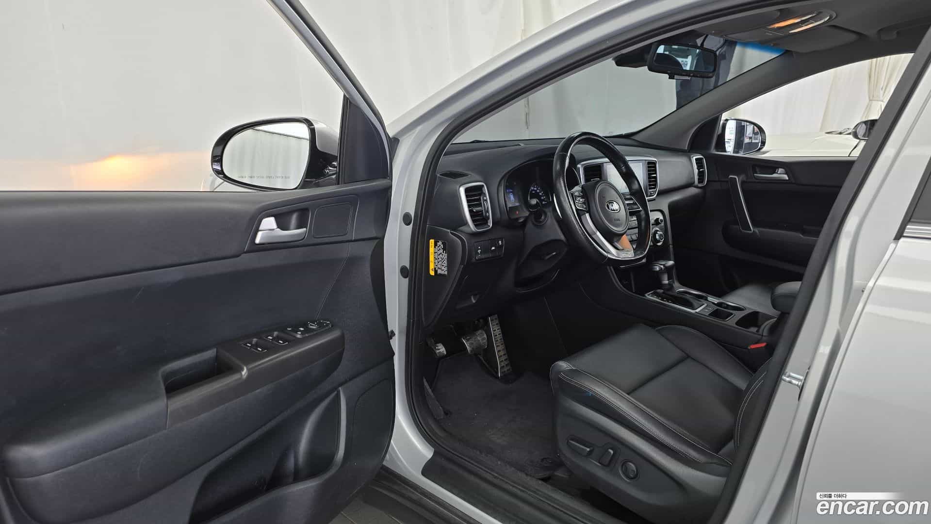 Sportage Kia 2019.4-INNER-010