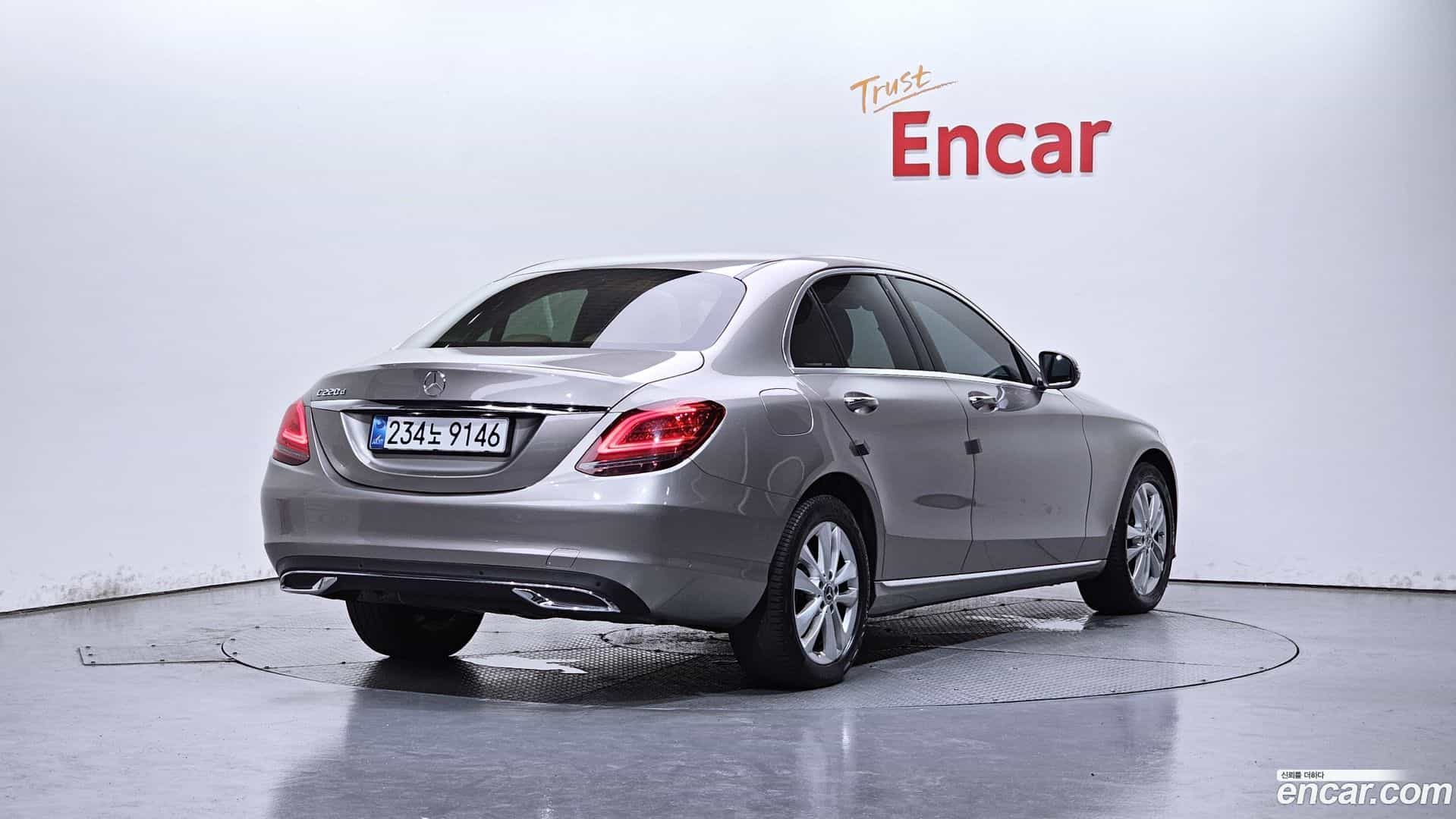 C-Class Mercedes-Benz 2019.1-OUTER-002