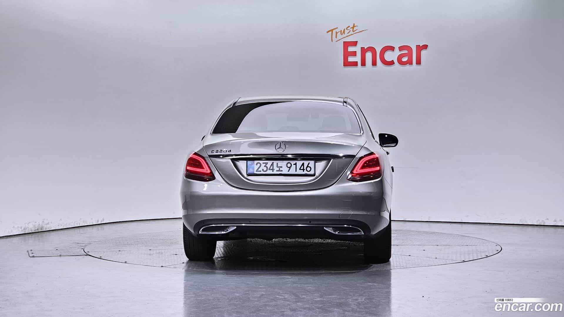 C-Class Mercedes-Benz 2019.1-OUTER-004