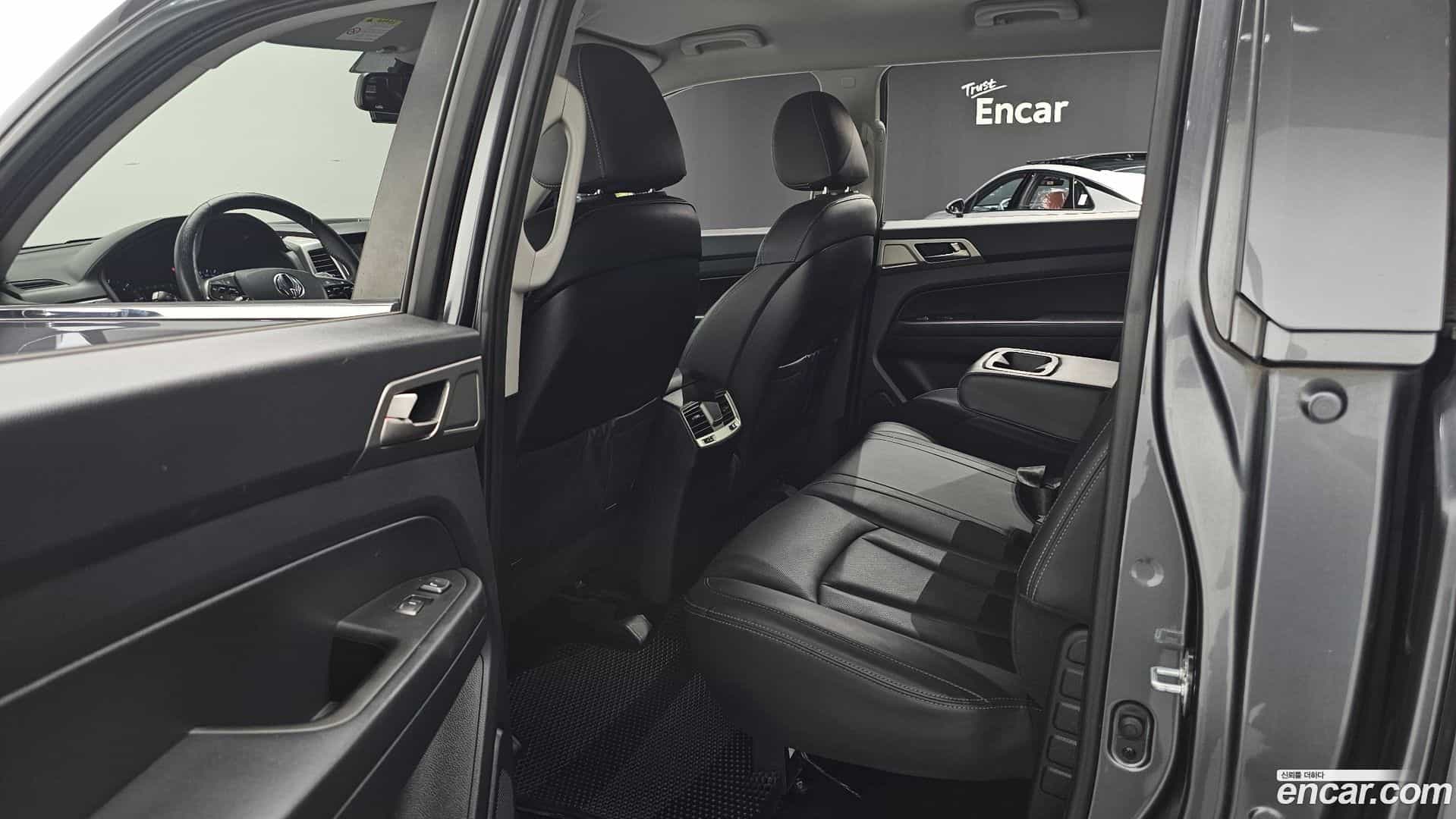 Rexton KG Mobility 2018.1-OPTION-016