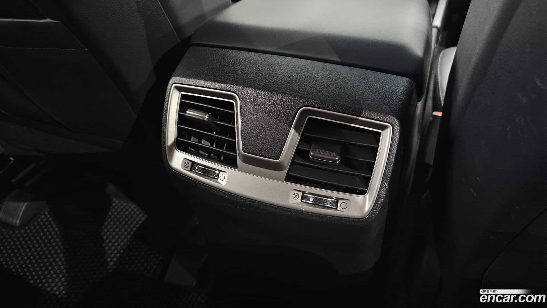 Rexton KG Mobility 2018.1-OPTION-044