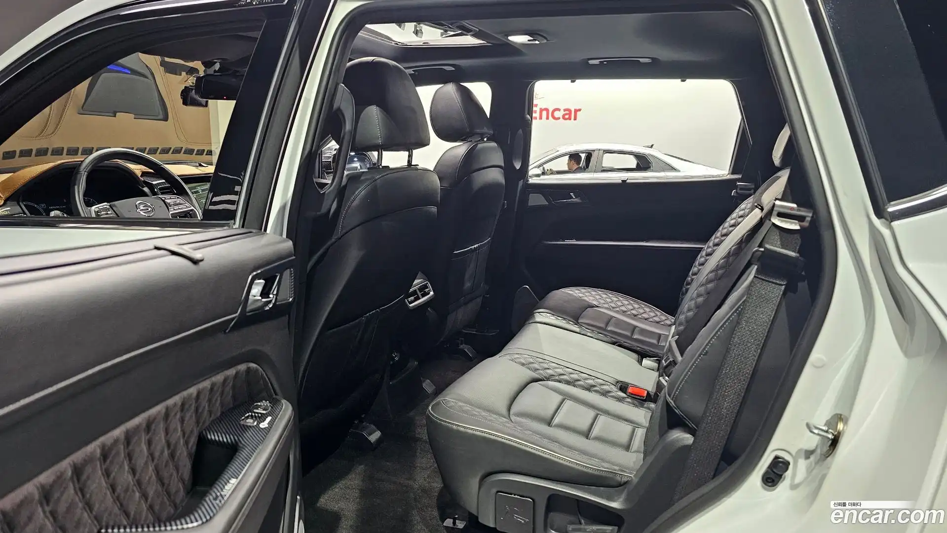 Rexton KG Mobility 2022.5-OPTION-015