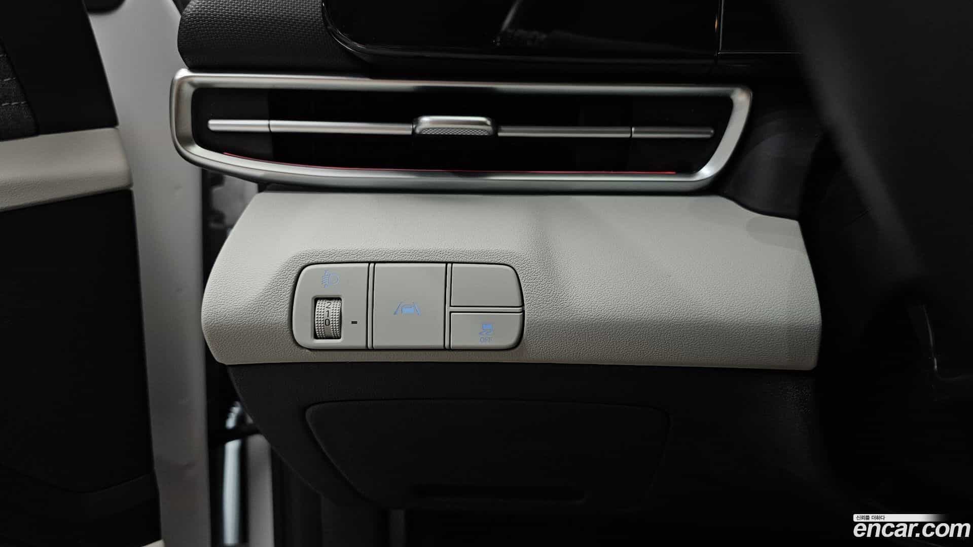 AVANTE Hyundai 2020.10-OPTION-023