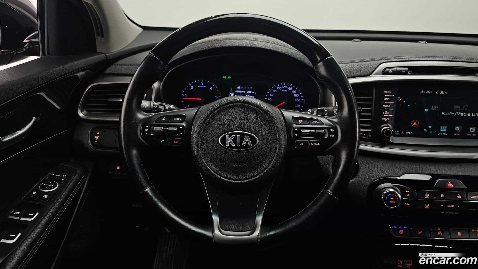 Sorento Kia 2015.0-OPTION-017