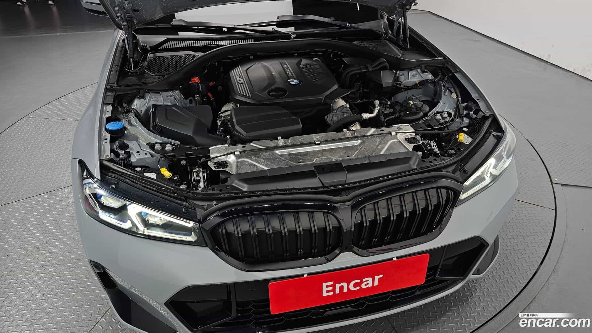 3-Series BMW 2023.2-OUTER-006