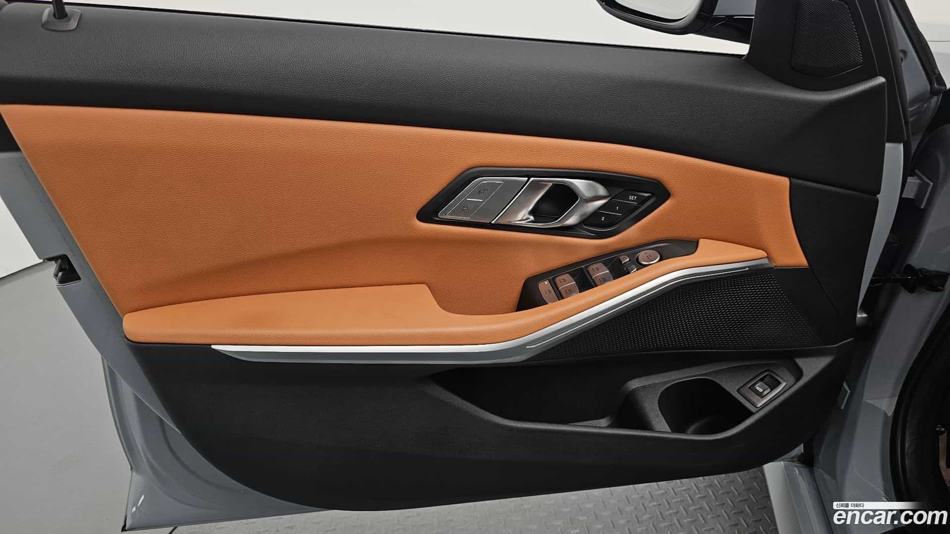3-Series BMW 2023.2-INNER-034