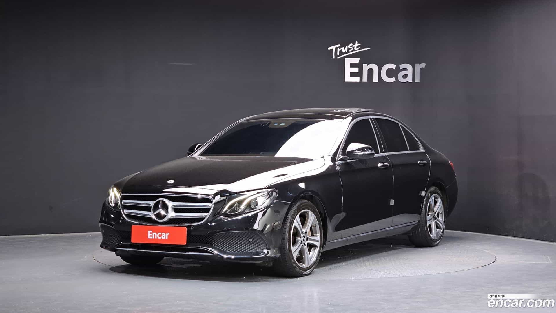 E-Class Mercedes-Benz 2019.0-OUTER-001