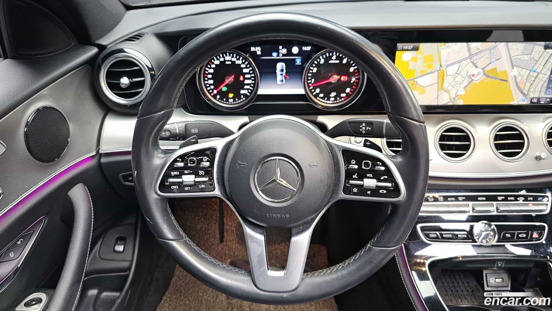 E-Class Mercedes-Benz 2019.0-OPTION-016