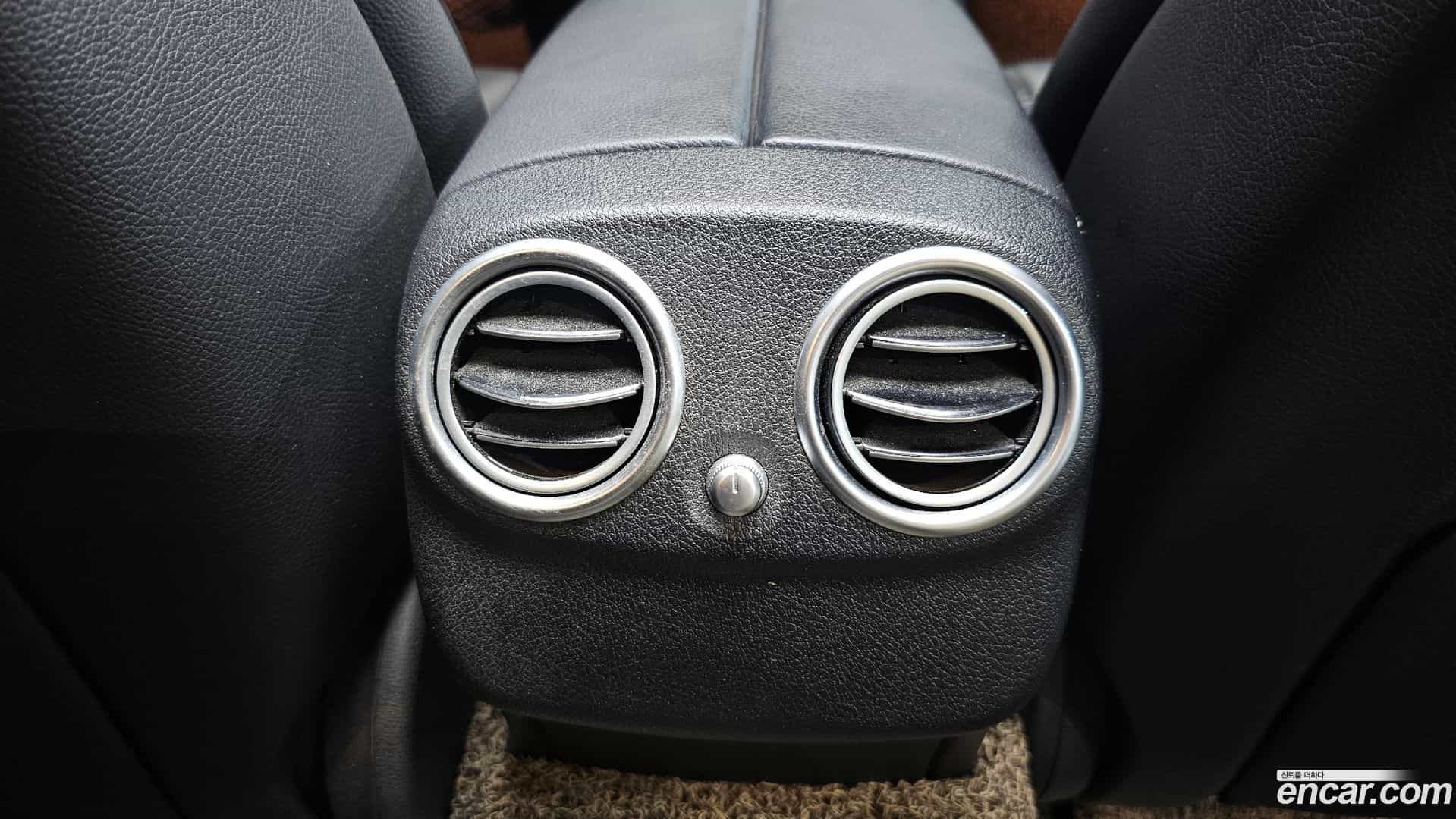 E-Class Mercedes-Benz 2019.0-OPTION-044