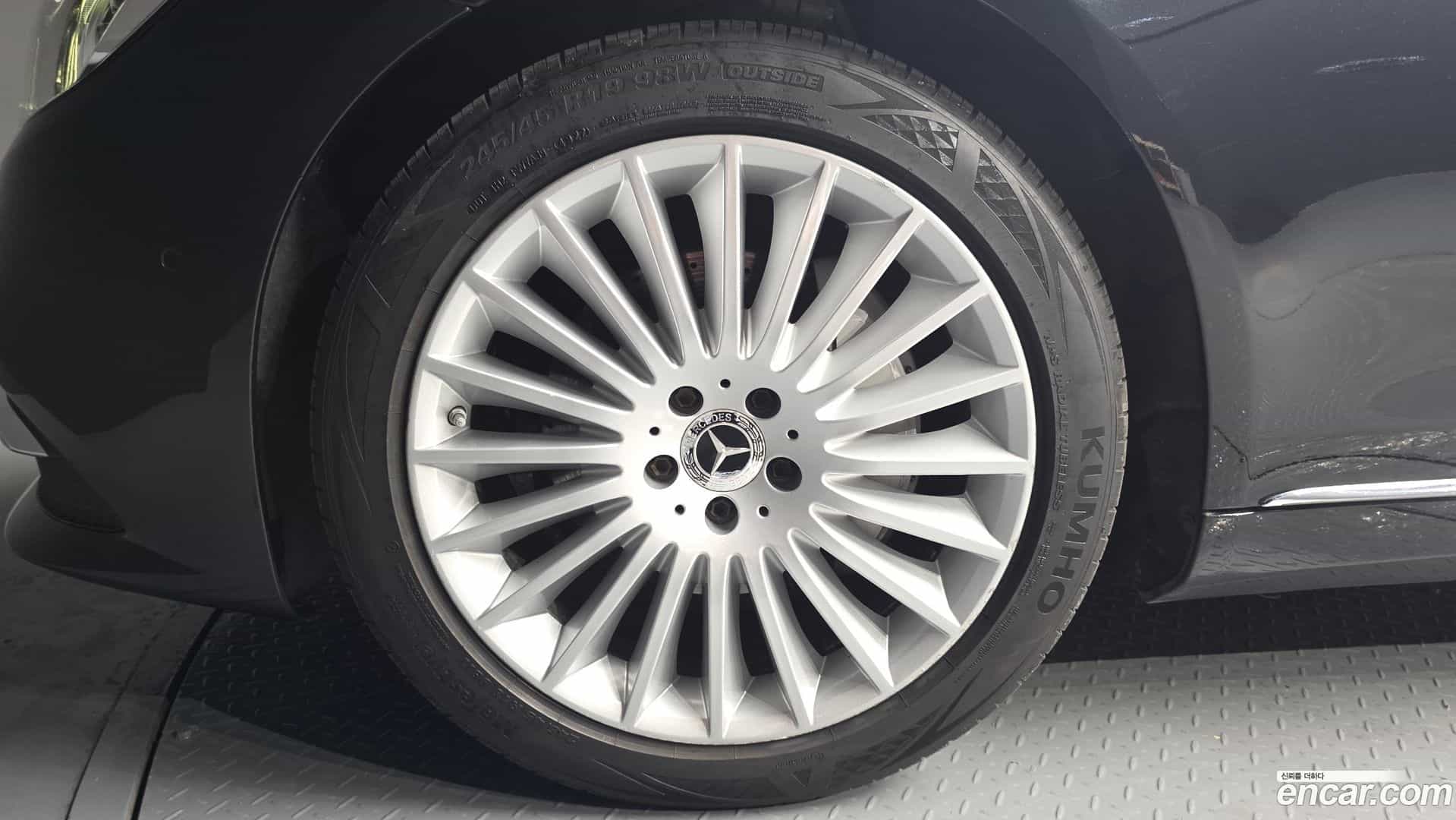 S-Class Mercedes-Benz 2019.1-OUTER-005