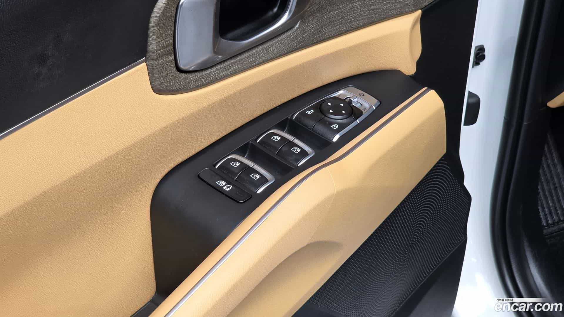 Sorento Kia 2022.4-OPTION-020