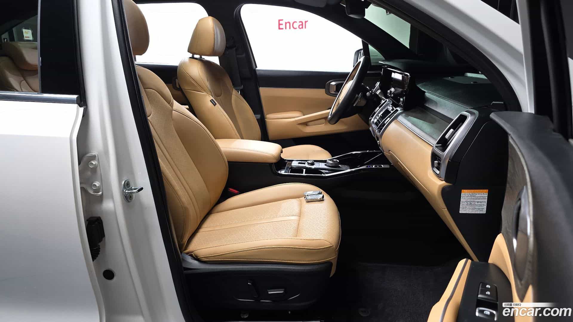 Sorento Kia 2022.4-INNER-036