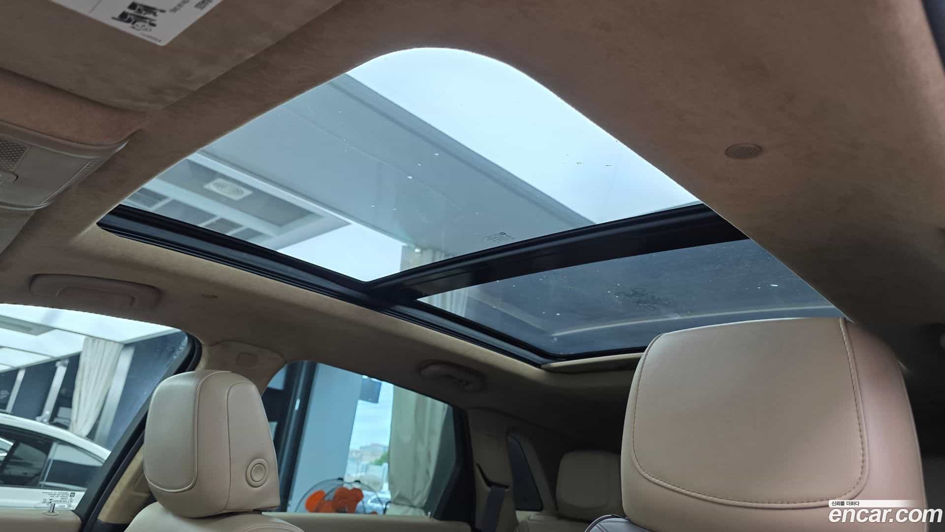 XT5 Cadillac 2018.7-OPTION-021
