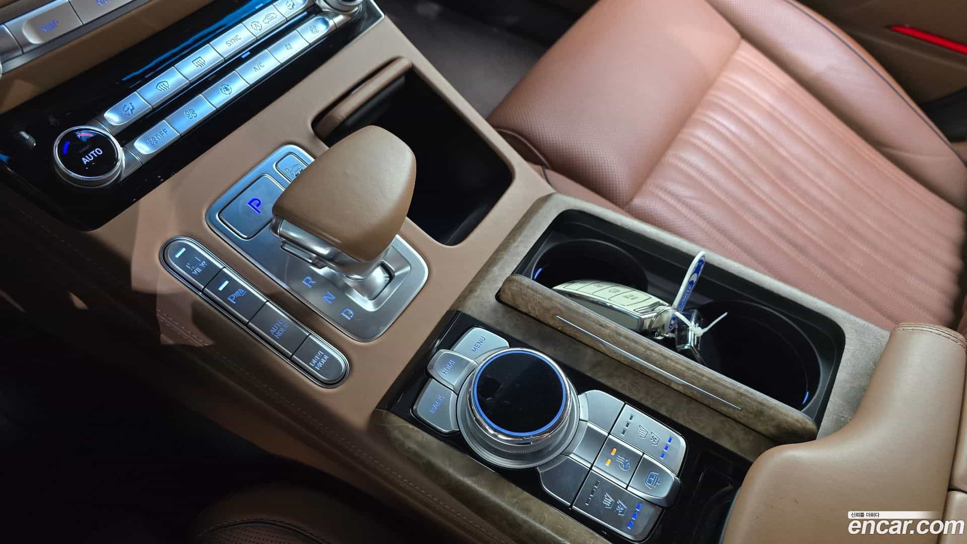 G90 Genesis 2019.3-INNER-009