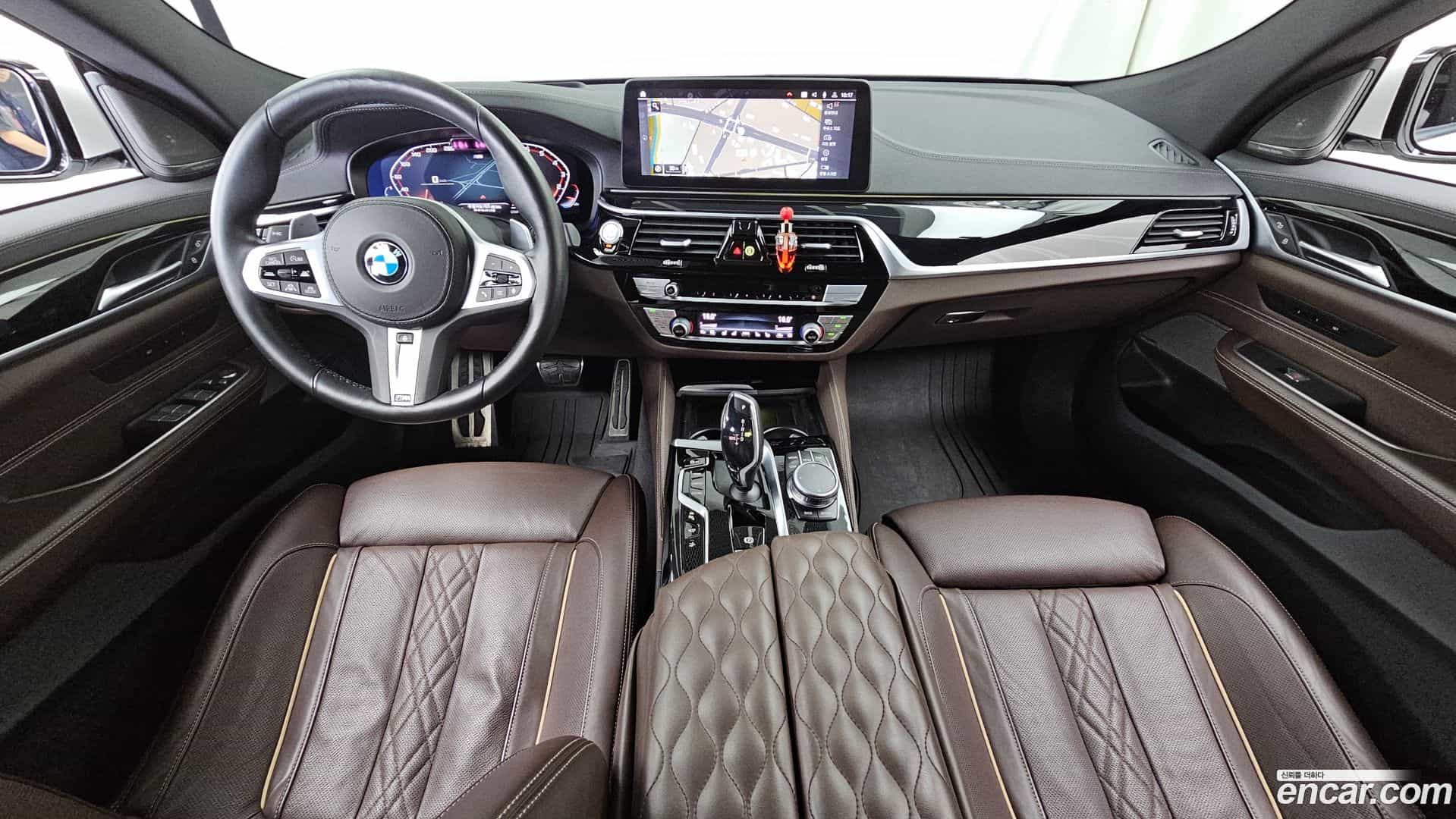 Gran Turismo BMW 2021.7-INNER-007