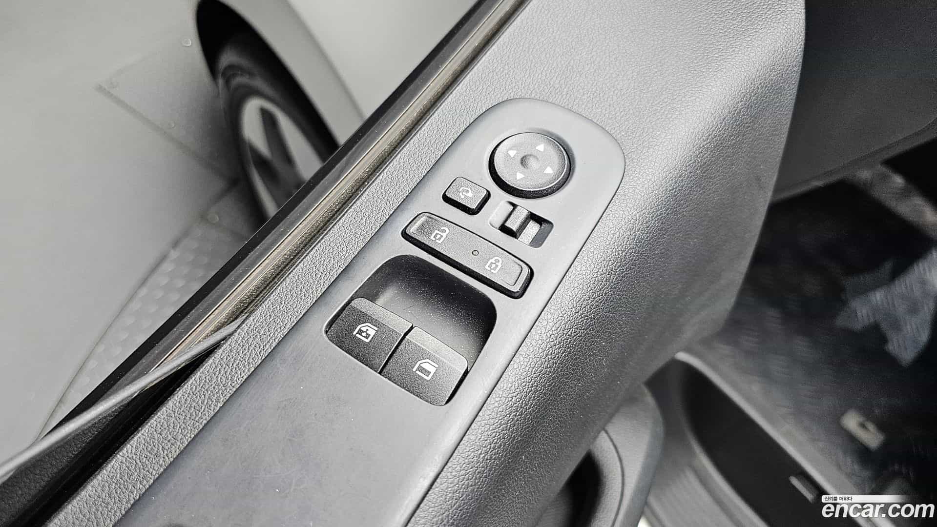 Staria Hyundai 2021.4-OPTION-022