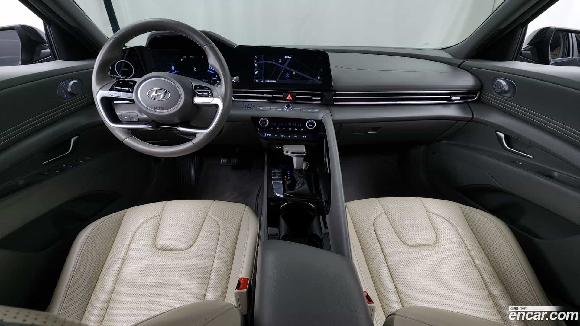 AVANTE Hyundai 2022.11-INNER-007