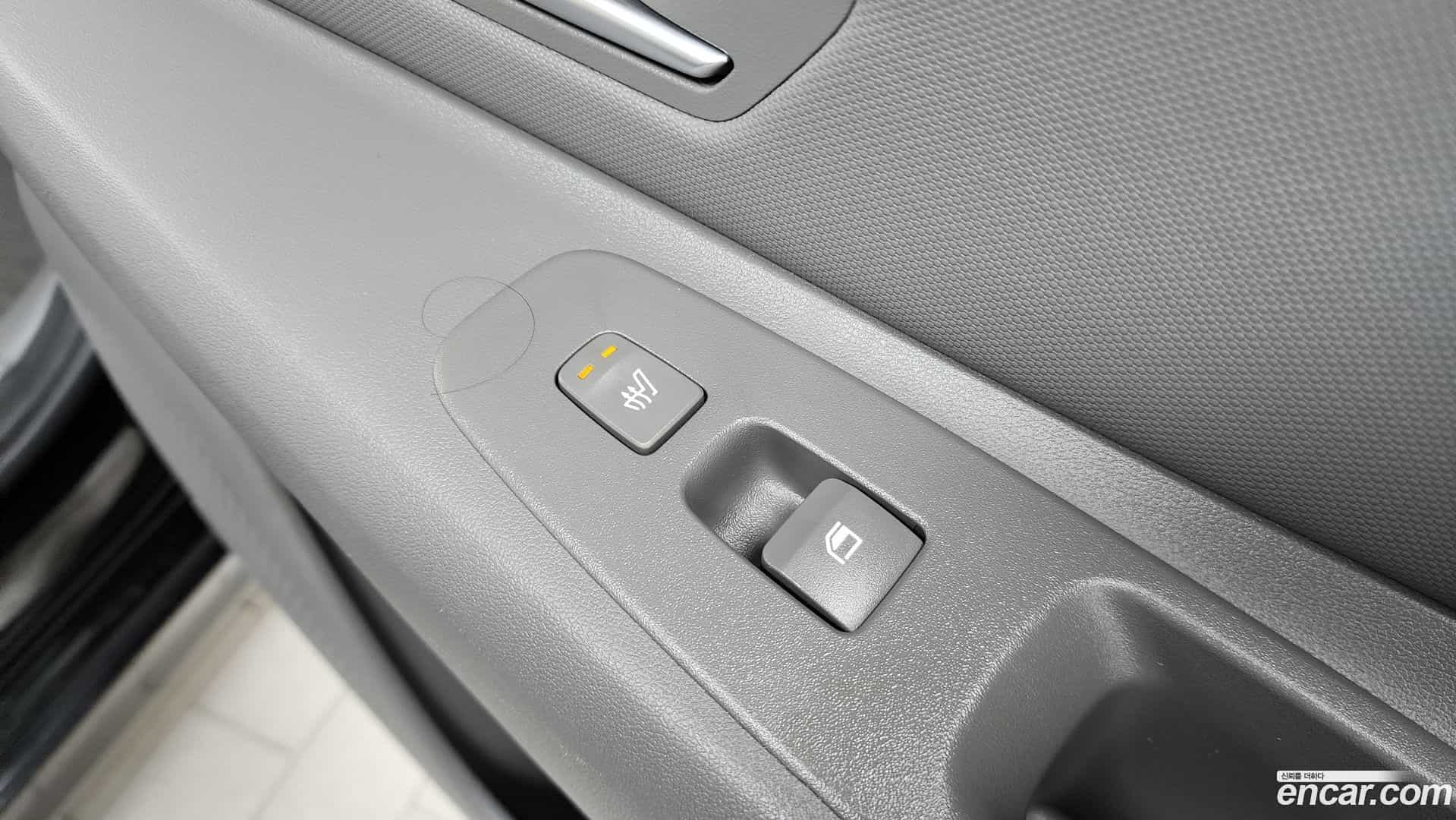 AVANTE Hyundai 2022.11-OPTION-023