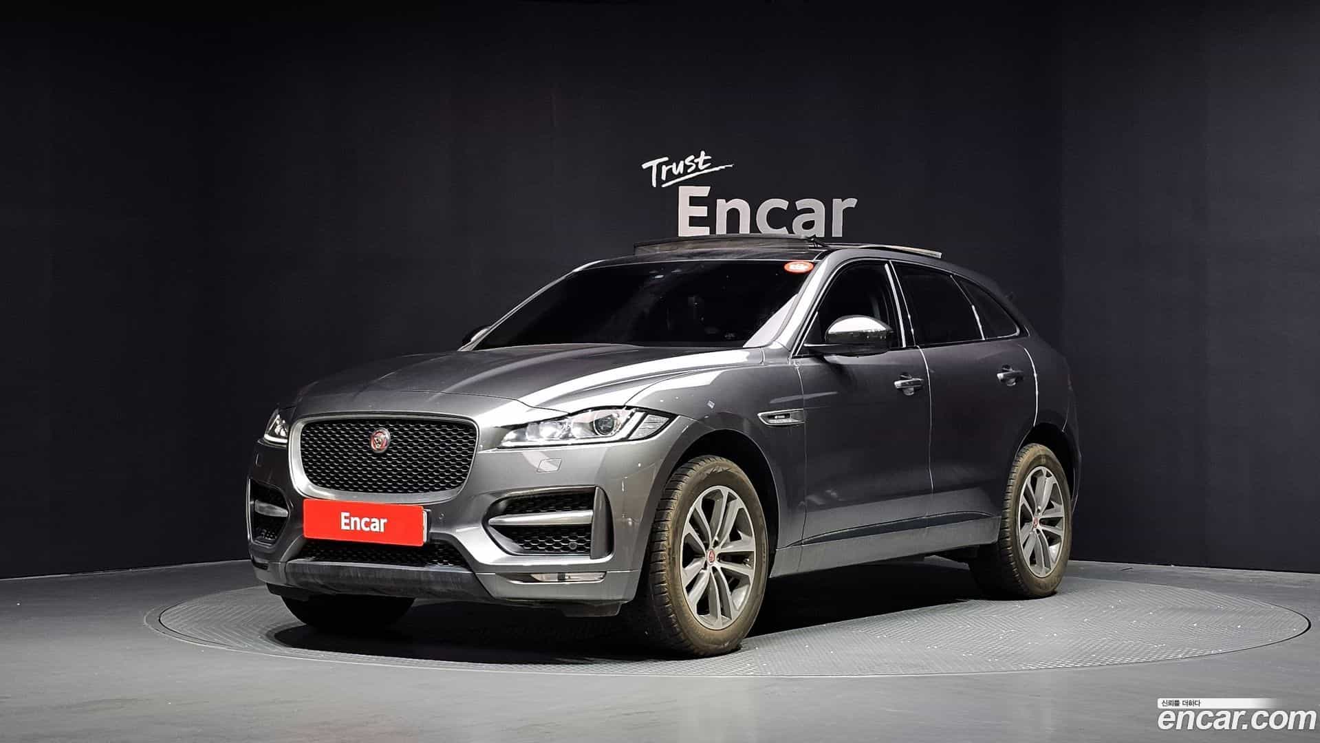 F-PACE Jaguar 2016.7-OUTER-001