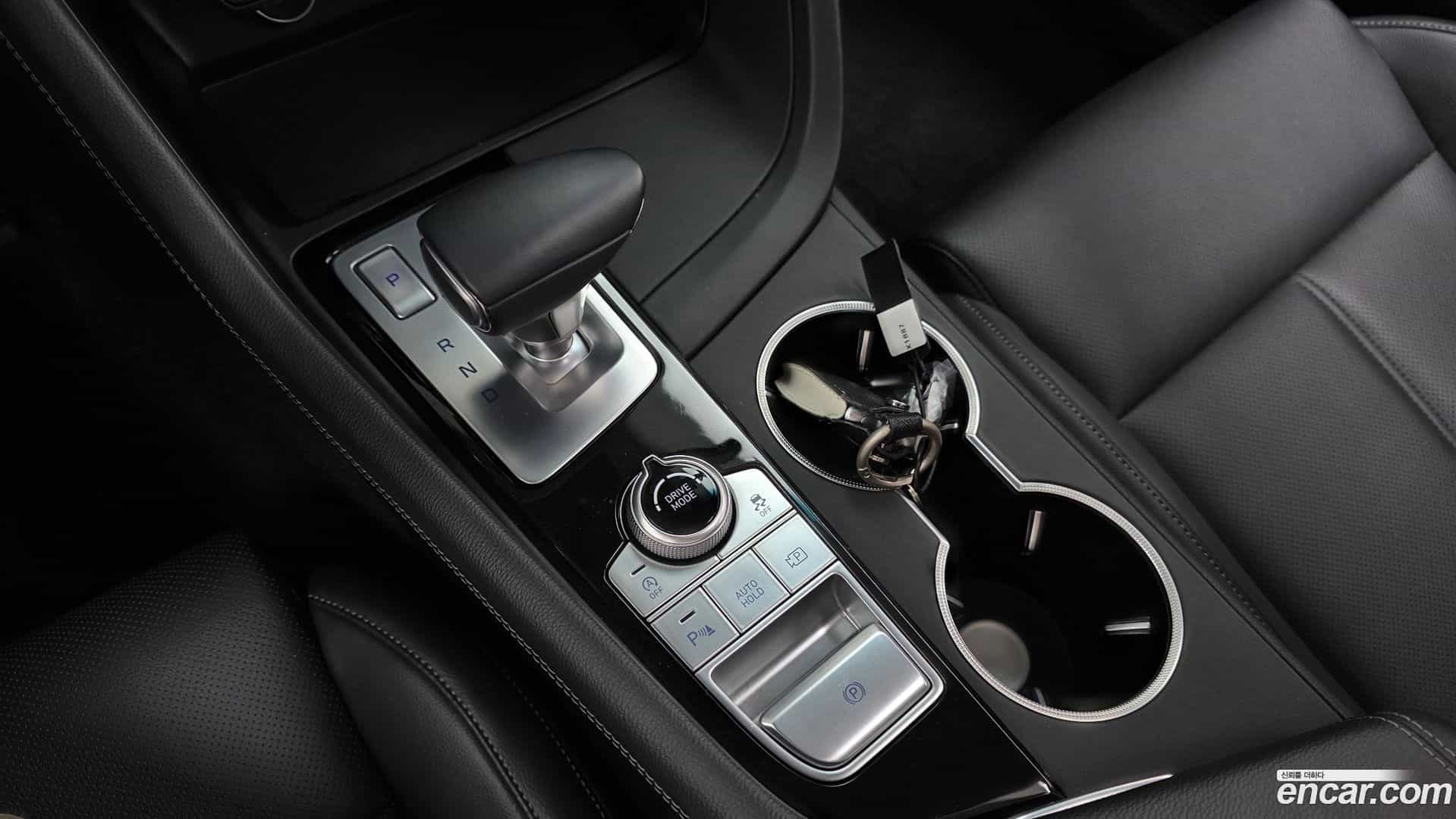 G70 Genesis 2022.10-INNER-009