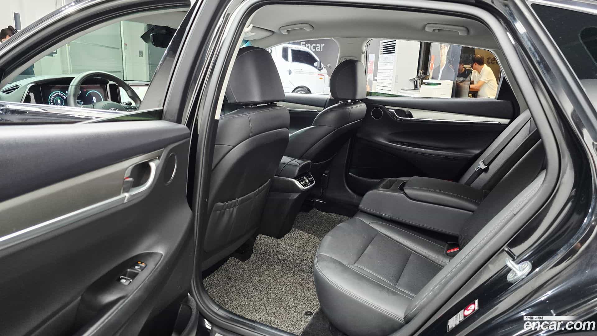 Grandeur Hyundai 2022.4-OPTION-015
