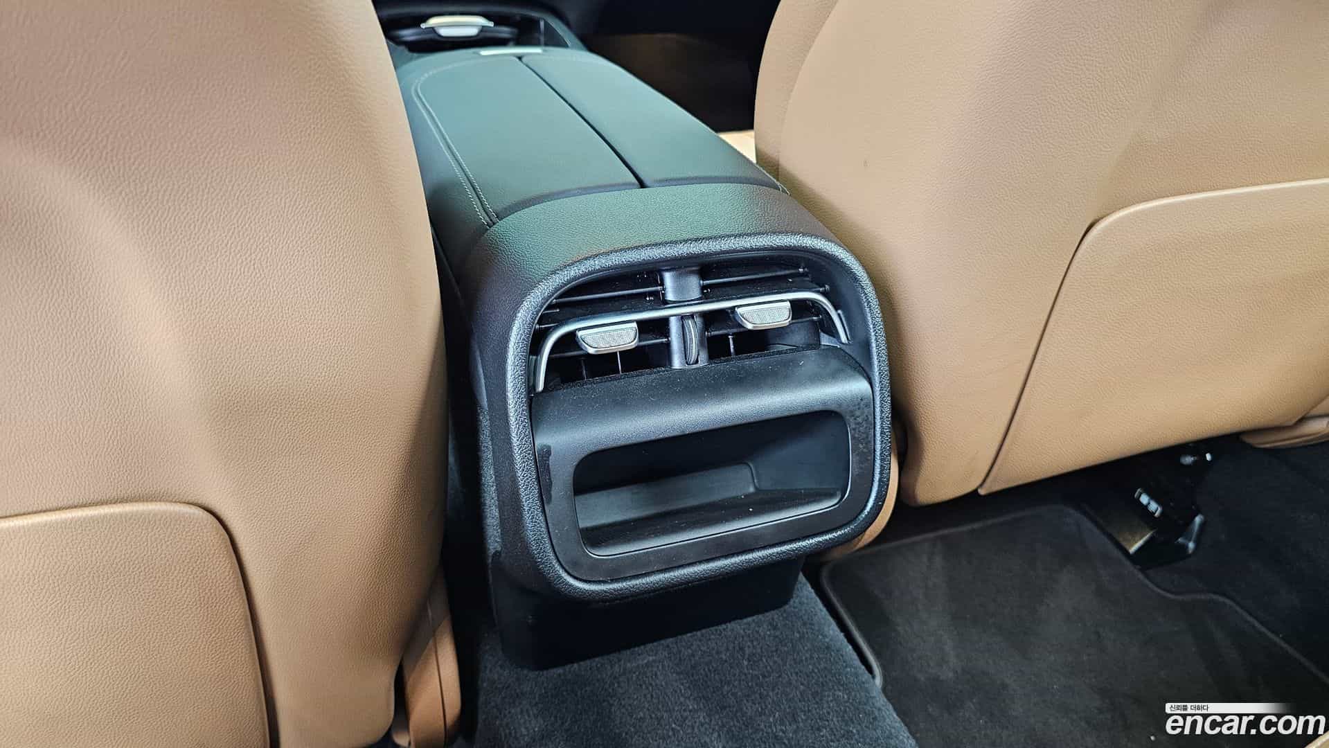 E-Class Mercedes-Benz 2025.1-OPTION-044