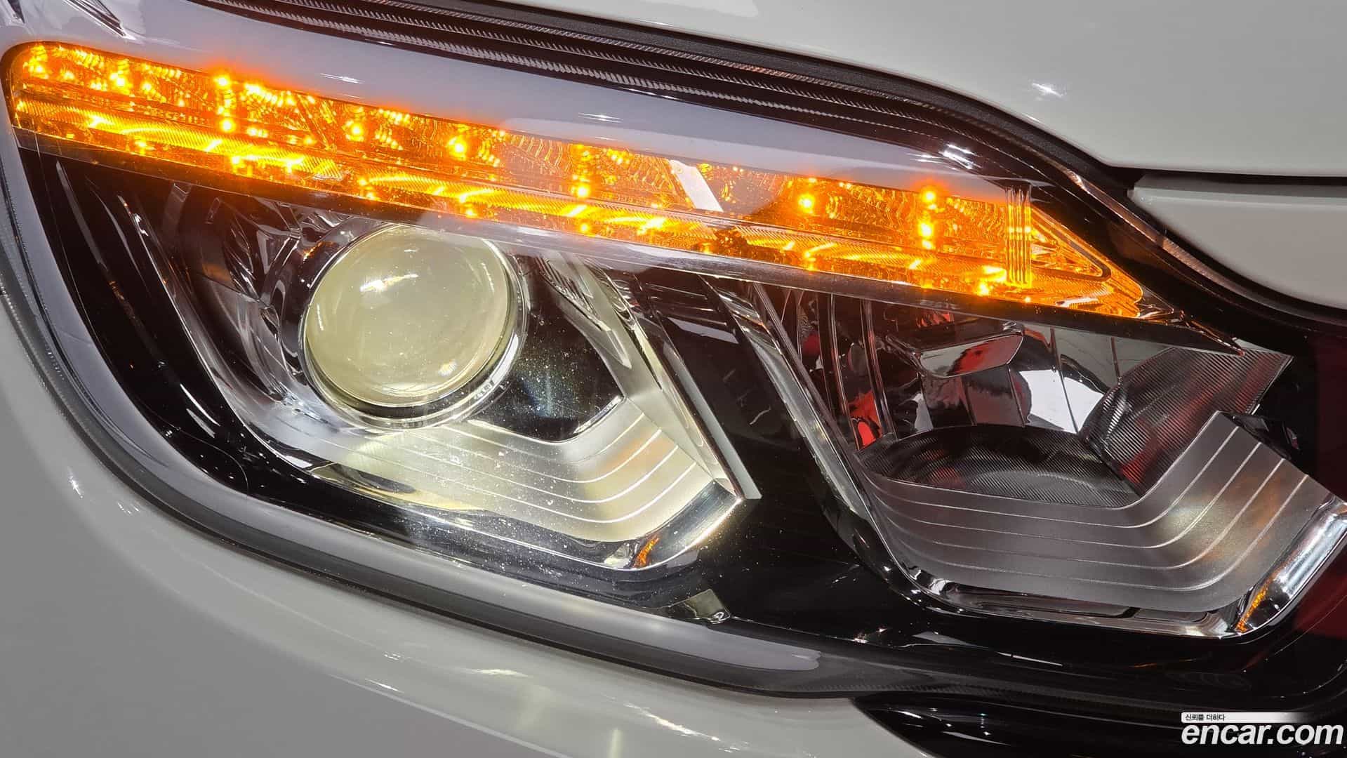 Rexton KG Mobility 2018.6-OUTER-032