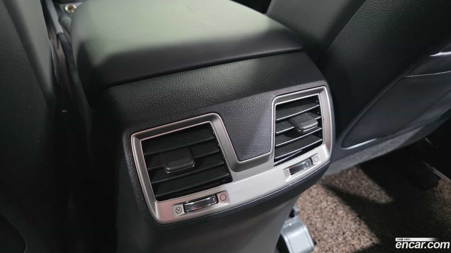 Rexton KG Mobility 2018.6-OPTION-043