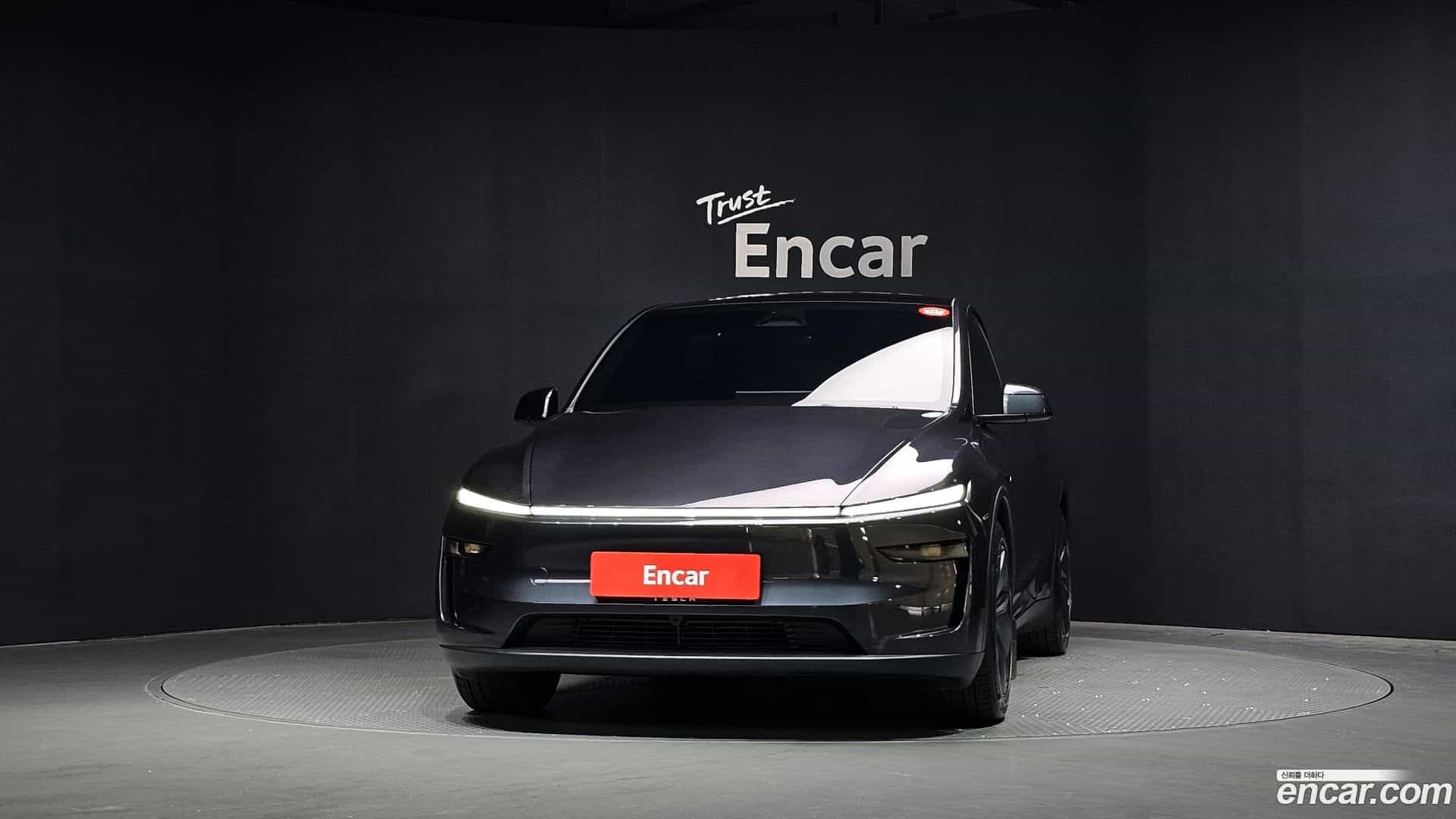 Model Y Tesla 2026.0-OUTER-003