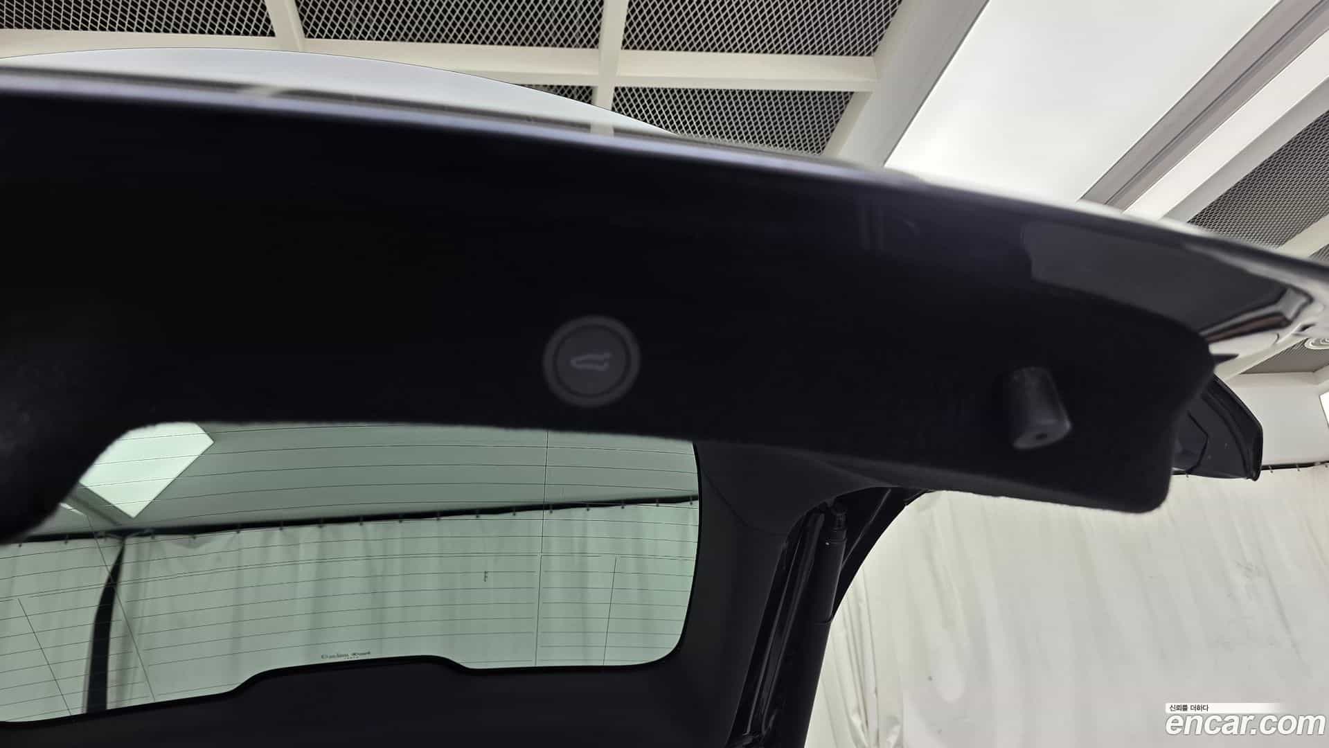 Model Y Tesla 2026.0-OPTION-042
