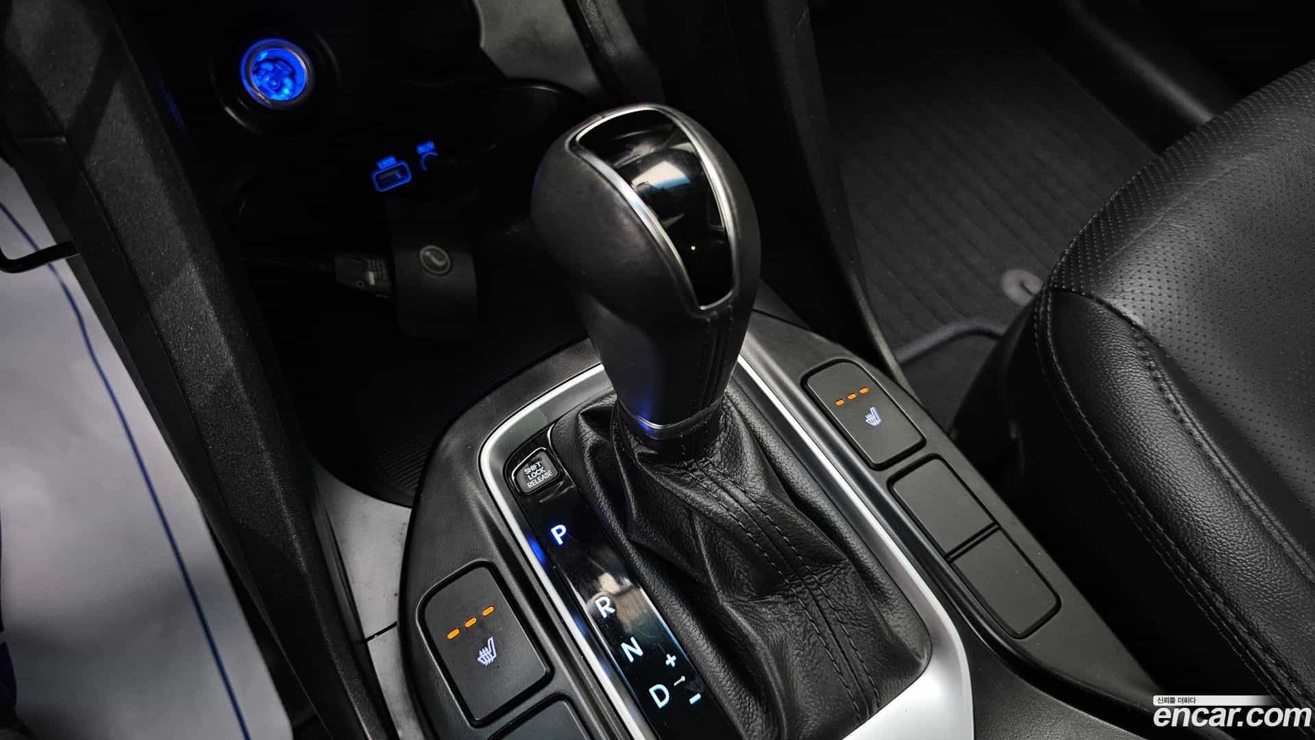 Santafe Hyundai 2015.6-INNER-009