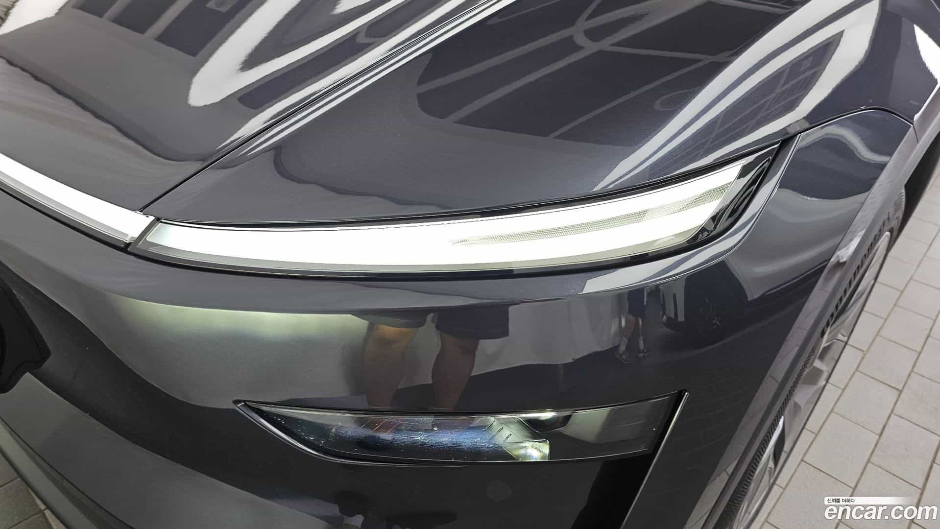 Model Y Tesla 2026.5-OUTER-032