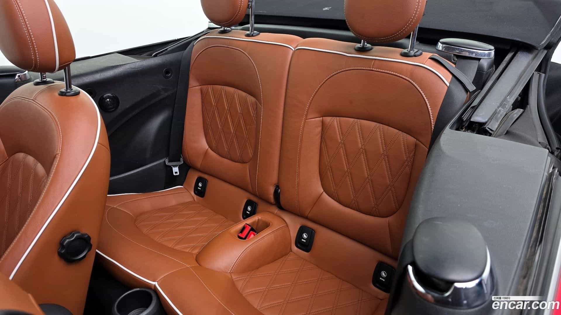 Cooper Convertible Mini 2021.2-INNER-036