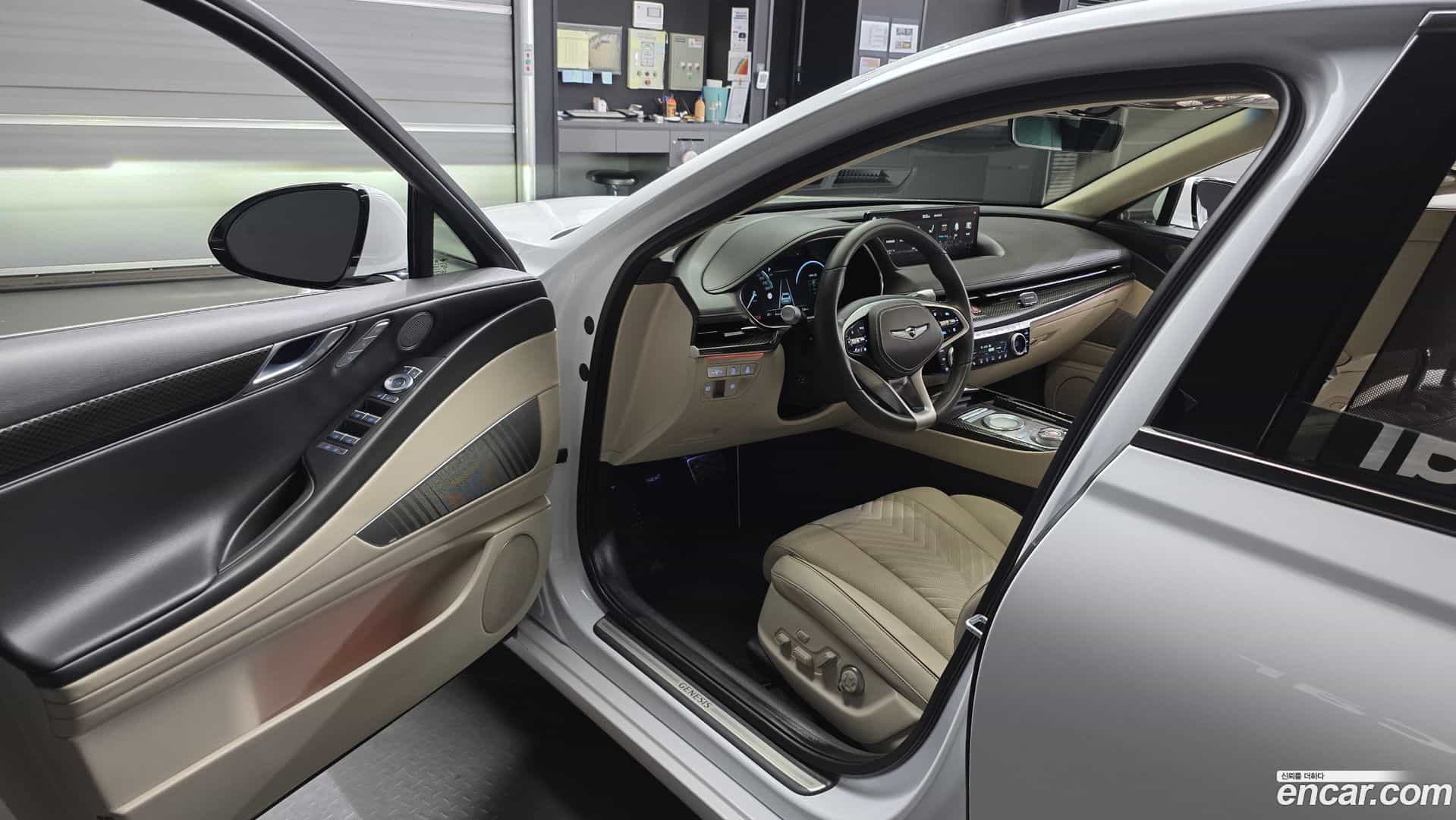 G80 Genesis 2022.4-INNER-010