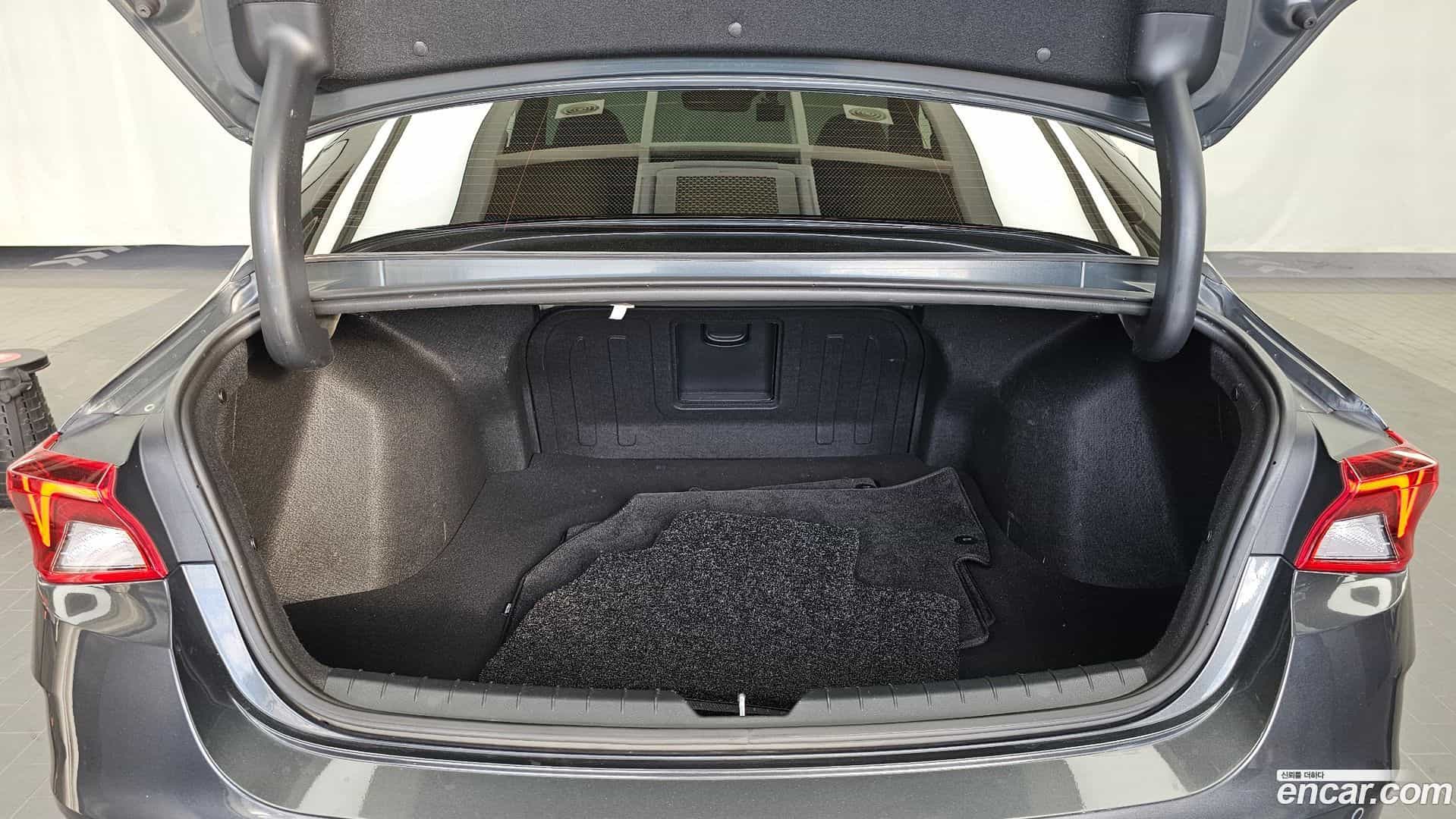 K5 Kia 2021.0-OPTION-024