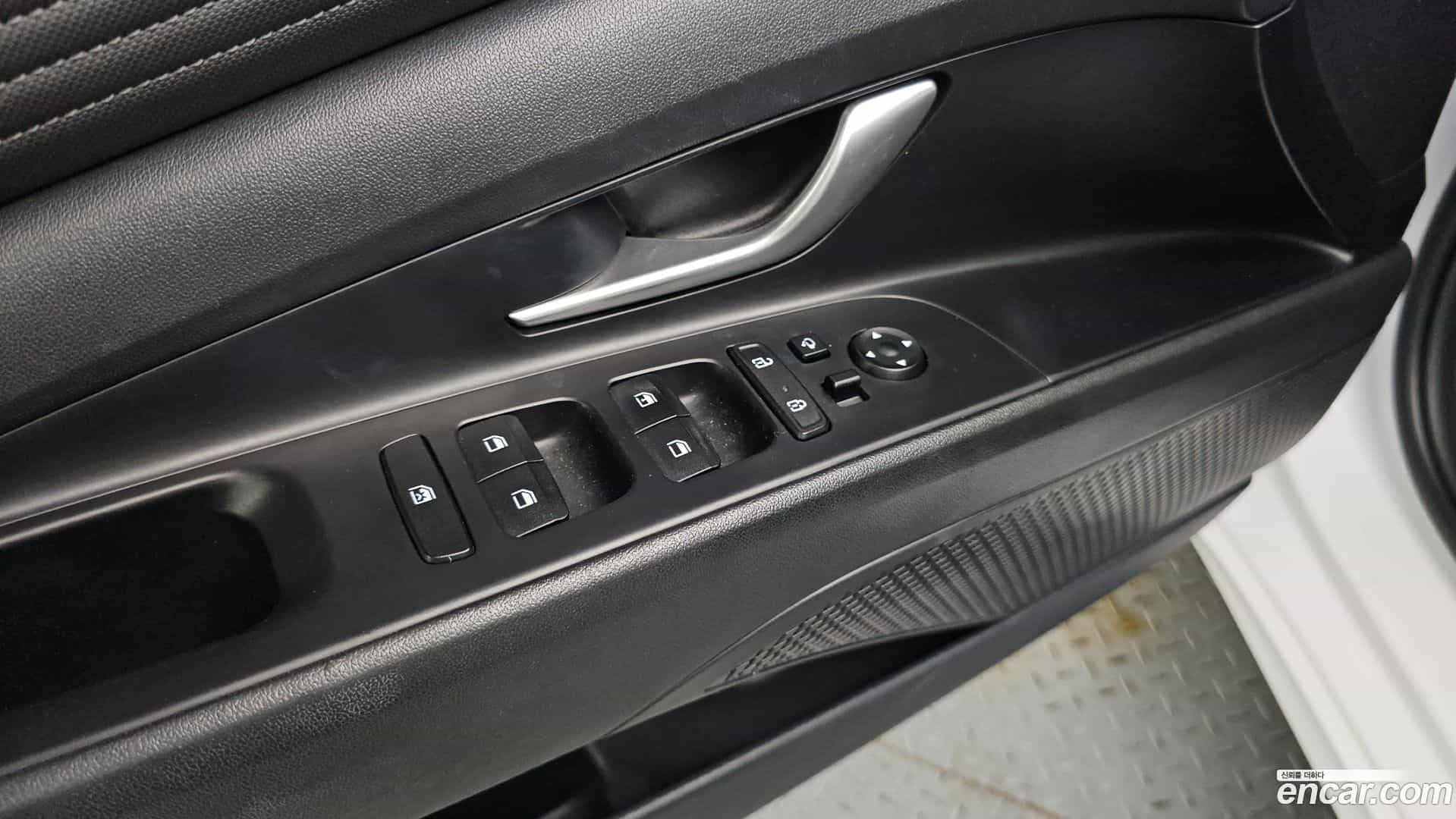 AVANTE Hyundai 2021.5-OPTION-022